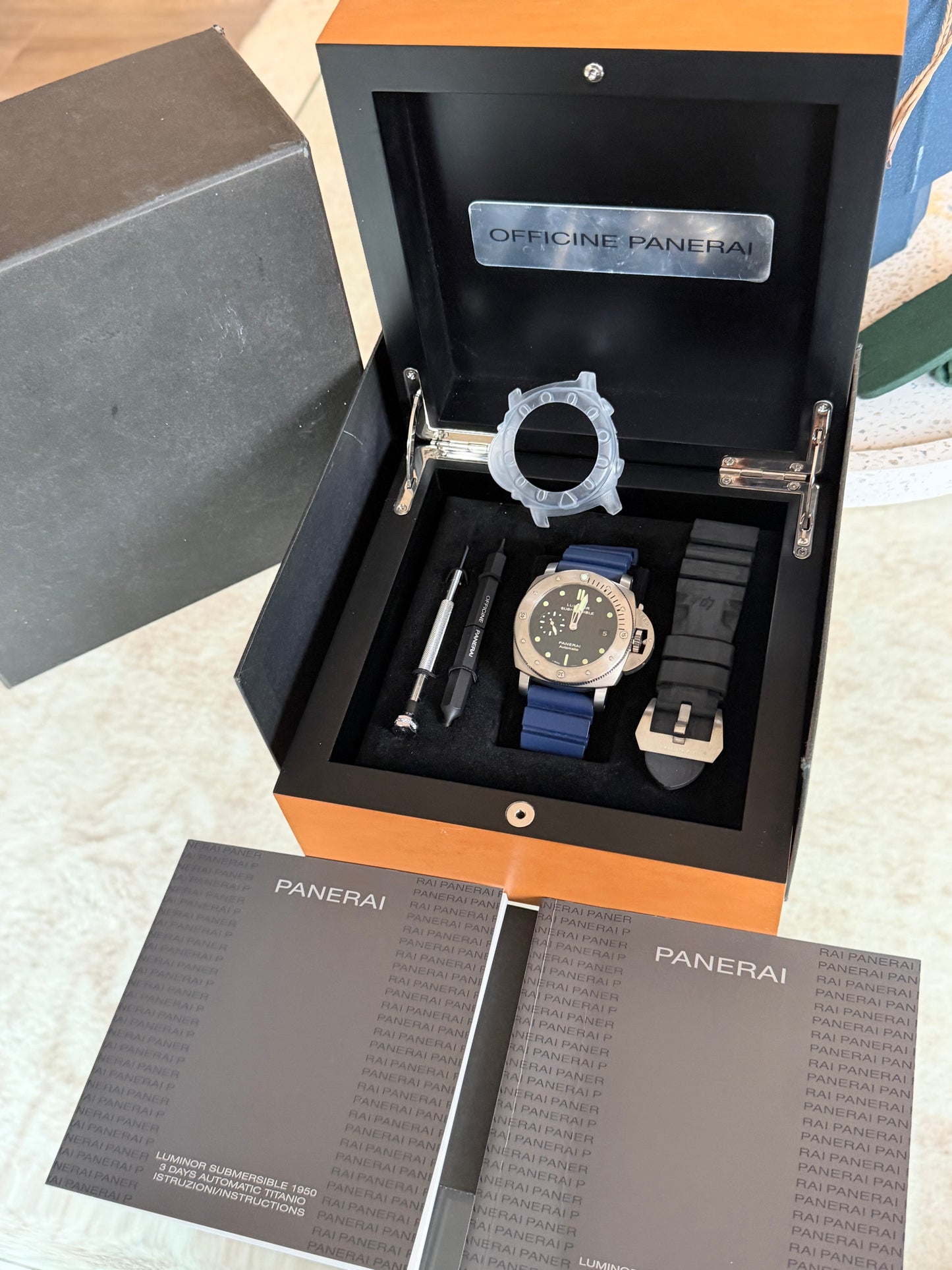 Panerai Luminor Submersible 1950 Titanio | Full Set PAM00305