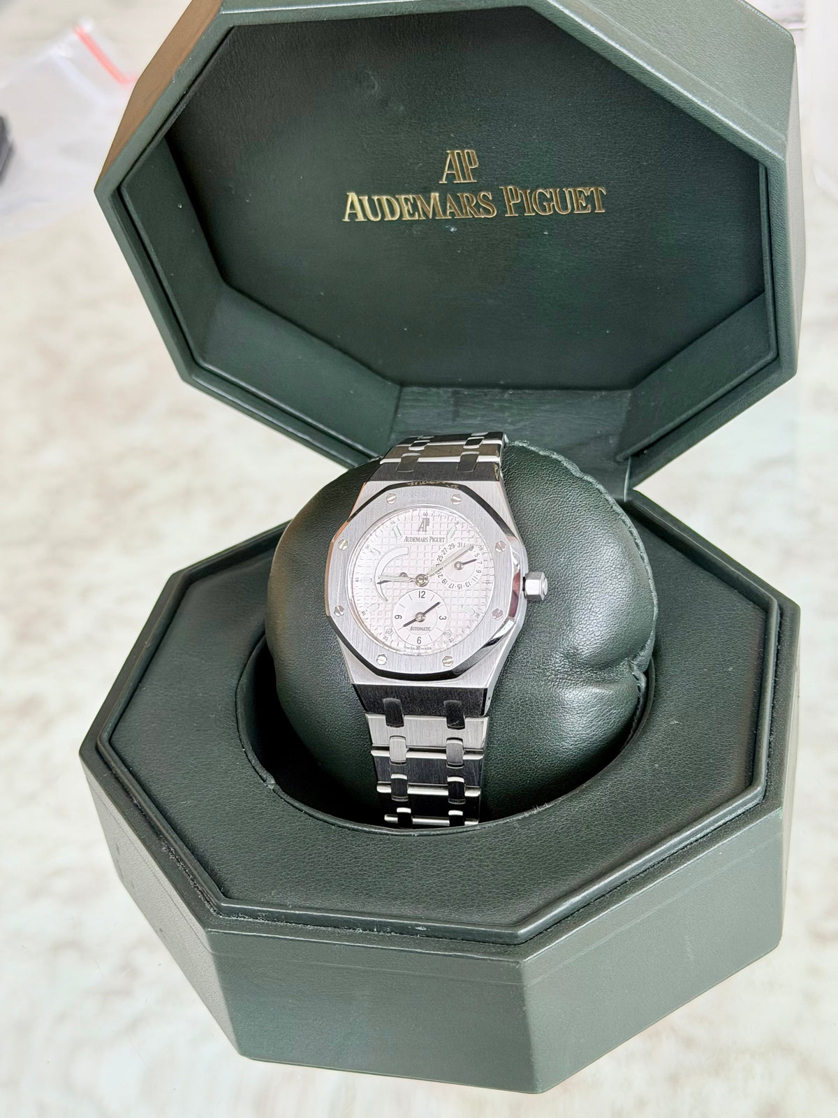Audemars Piguet Royal Oak Dual Time | 25730ST | White Dial