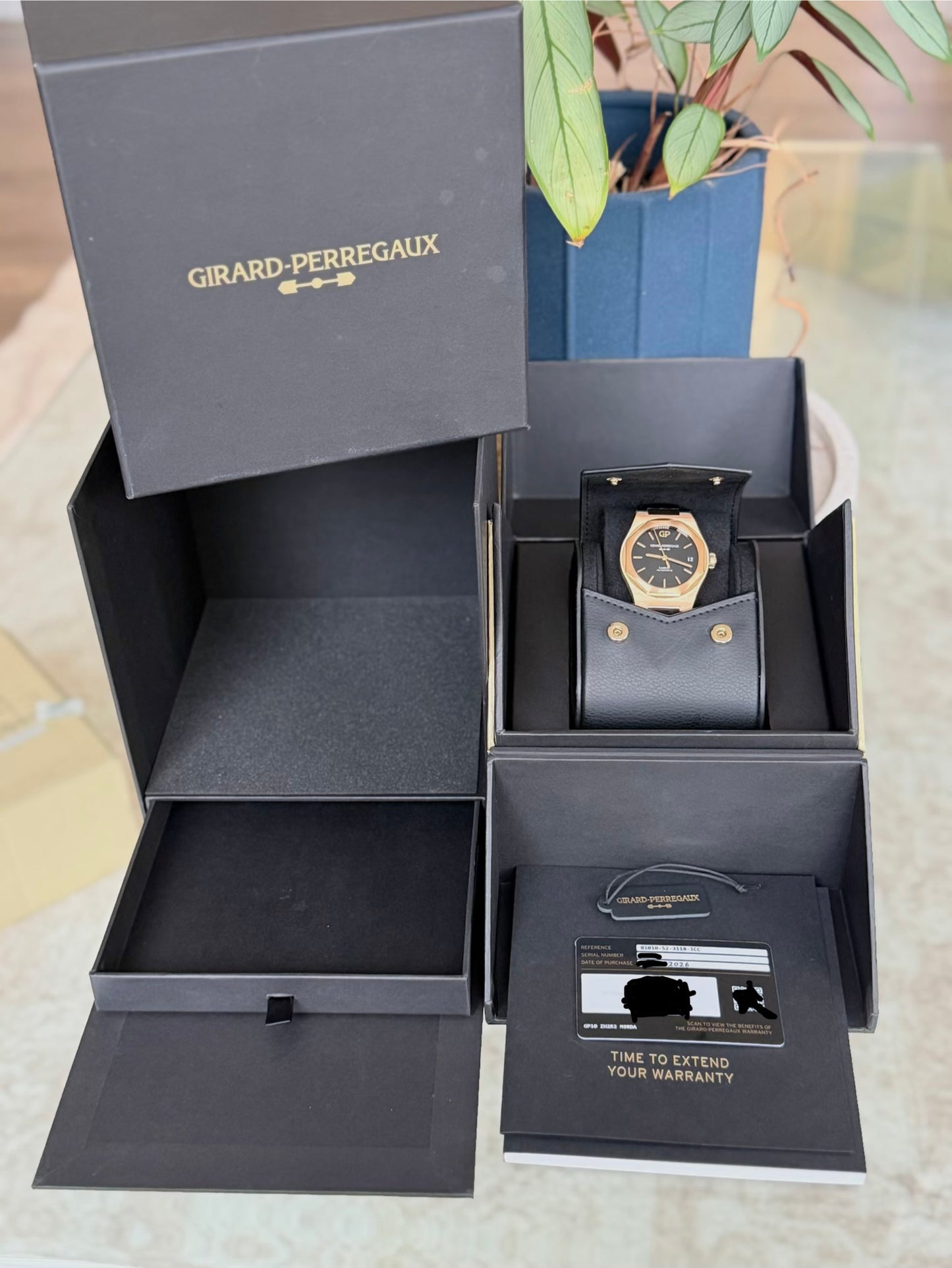 2026 Girard-Perregaux Laureato 42mm | Rose Gold | Onyx Dial | Full Set - New