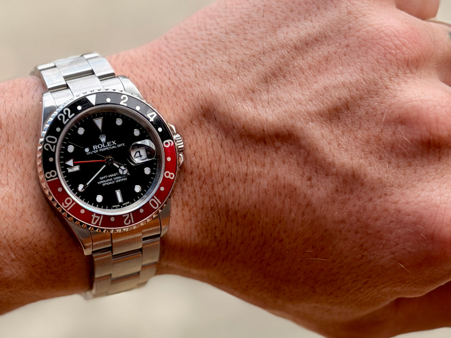 2001 Rolex GMT-Master II 16710 “Coke” – Full Set