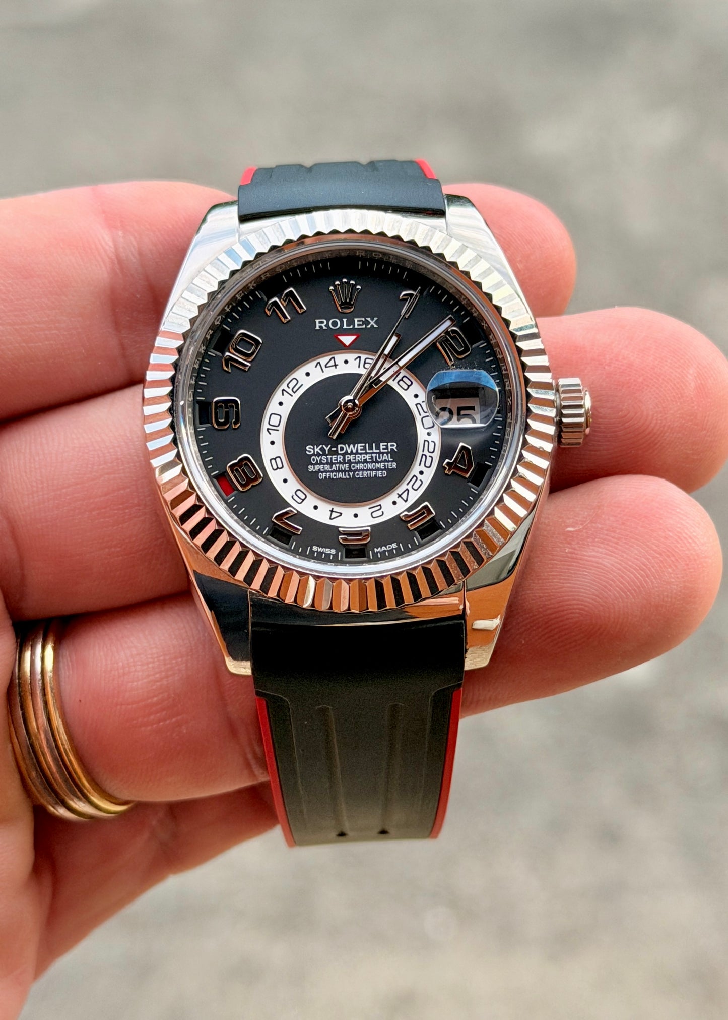 2014 Rolex Sky-dweller - 18k Gold -326139 - 2023 RSC - Rubber B Strap