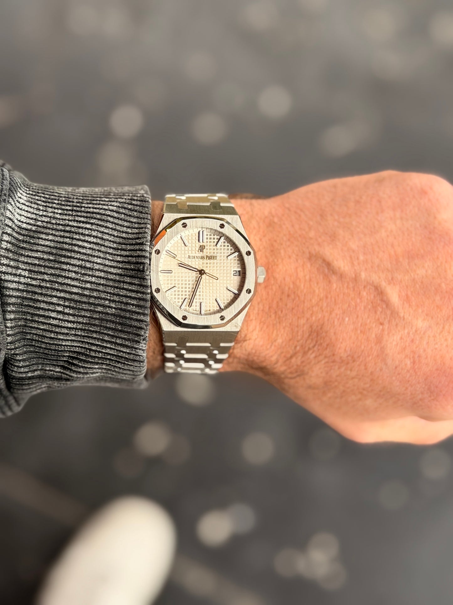 2021 Audemars Piguet Royal Oak | 15500ST | White Dial | Full Set