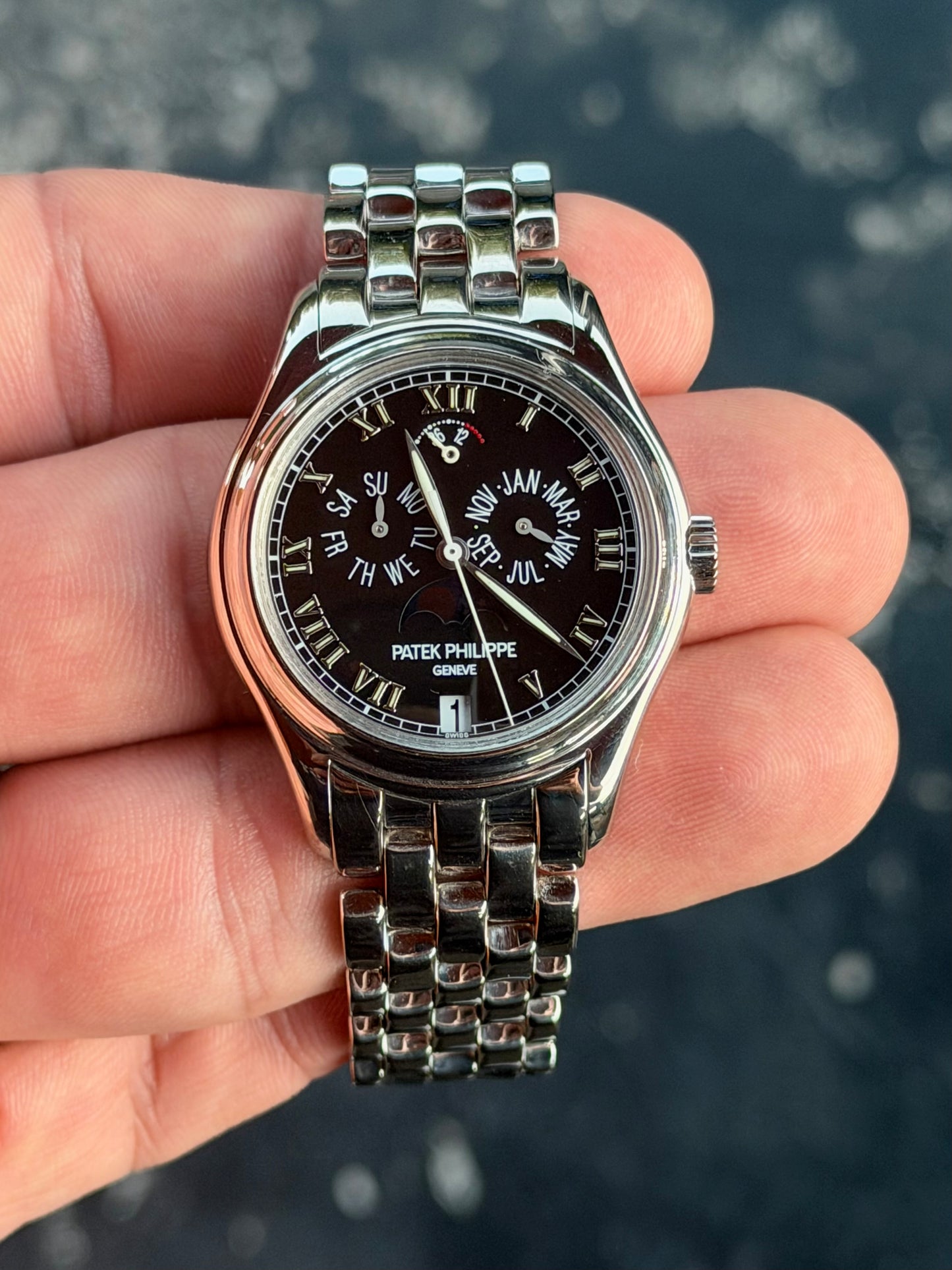 Circa 2000 Patek Philippe Annual Calendar | Moonphase | 18k White Gold | 5036/1