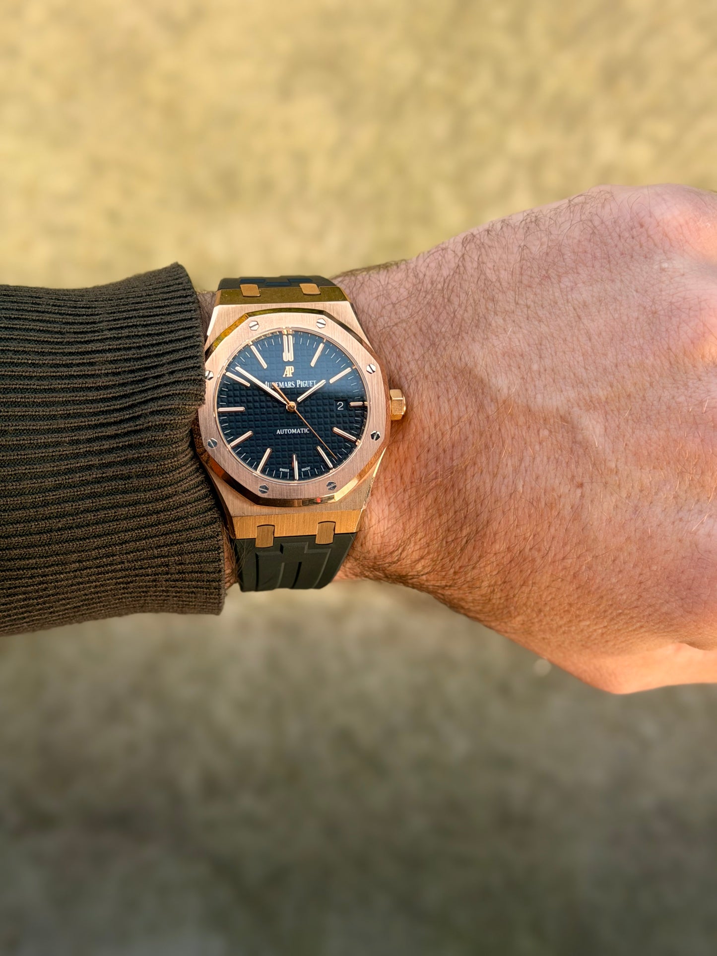 2017 Audemars Piguet Royal Oak 15400OR | Full Set