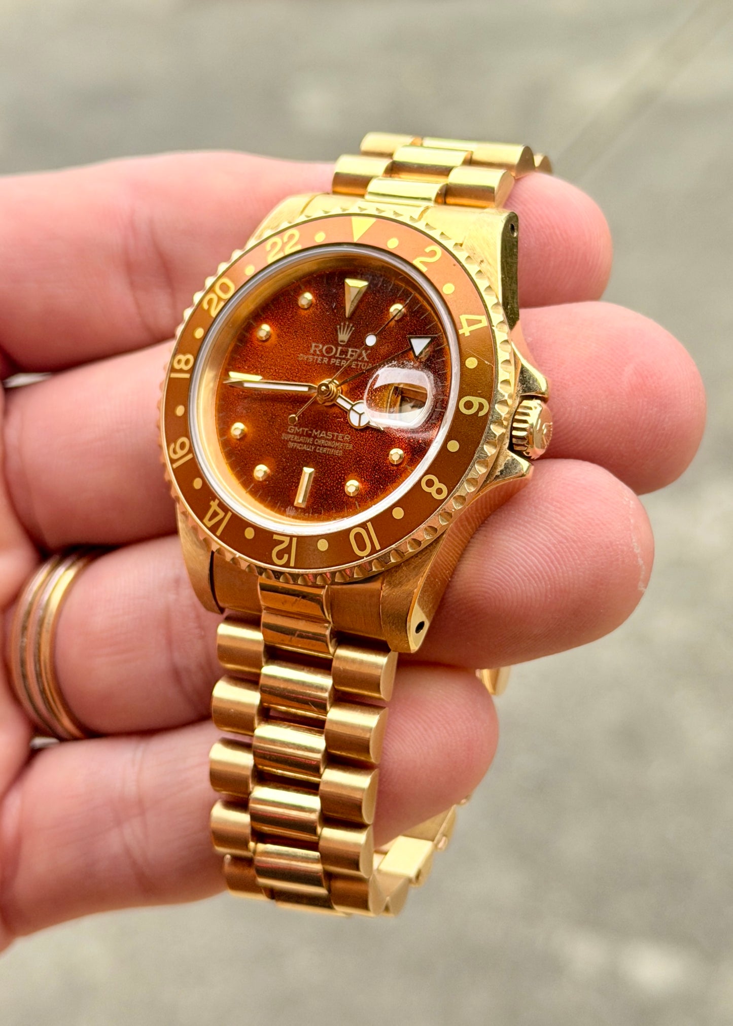 1987 Rolex GMT Master 16758 Rootbeer - Full set - Tropical “Brûlée” dial