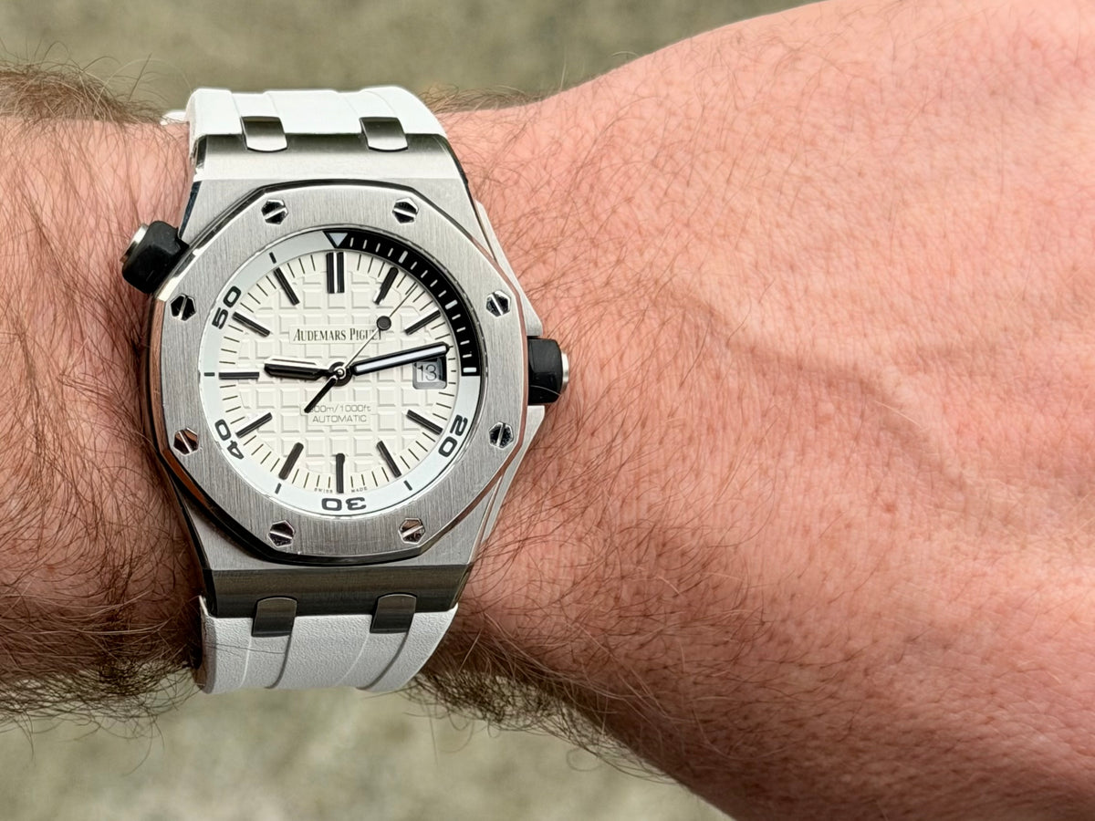 Audemars Piguet Royal Oak Offshore Diver “Boutique Edition” | 15710ST.OO.A010CA.01