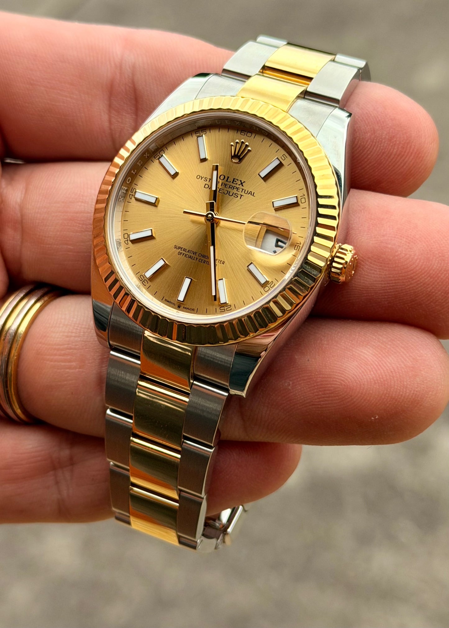 2023 Rolex DJ41 - 126333 Champagne stick - Full Set Local Stock