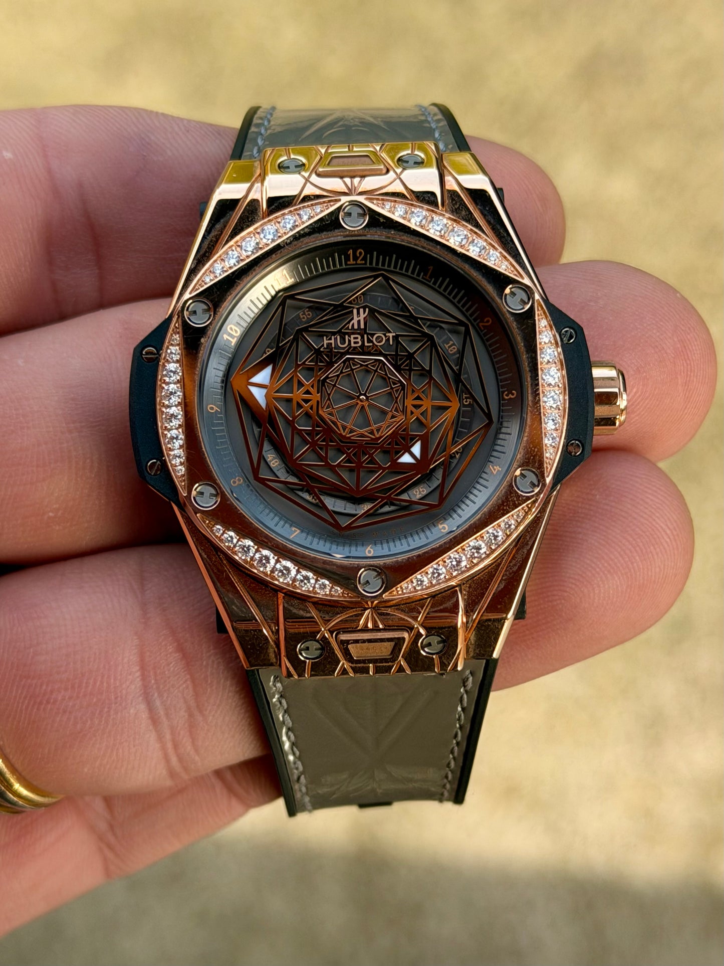 2021 Hublot Big Bang Sang Bleu One Click | Limited Edition 1 of 100 | Full Set