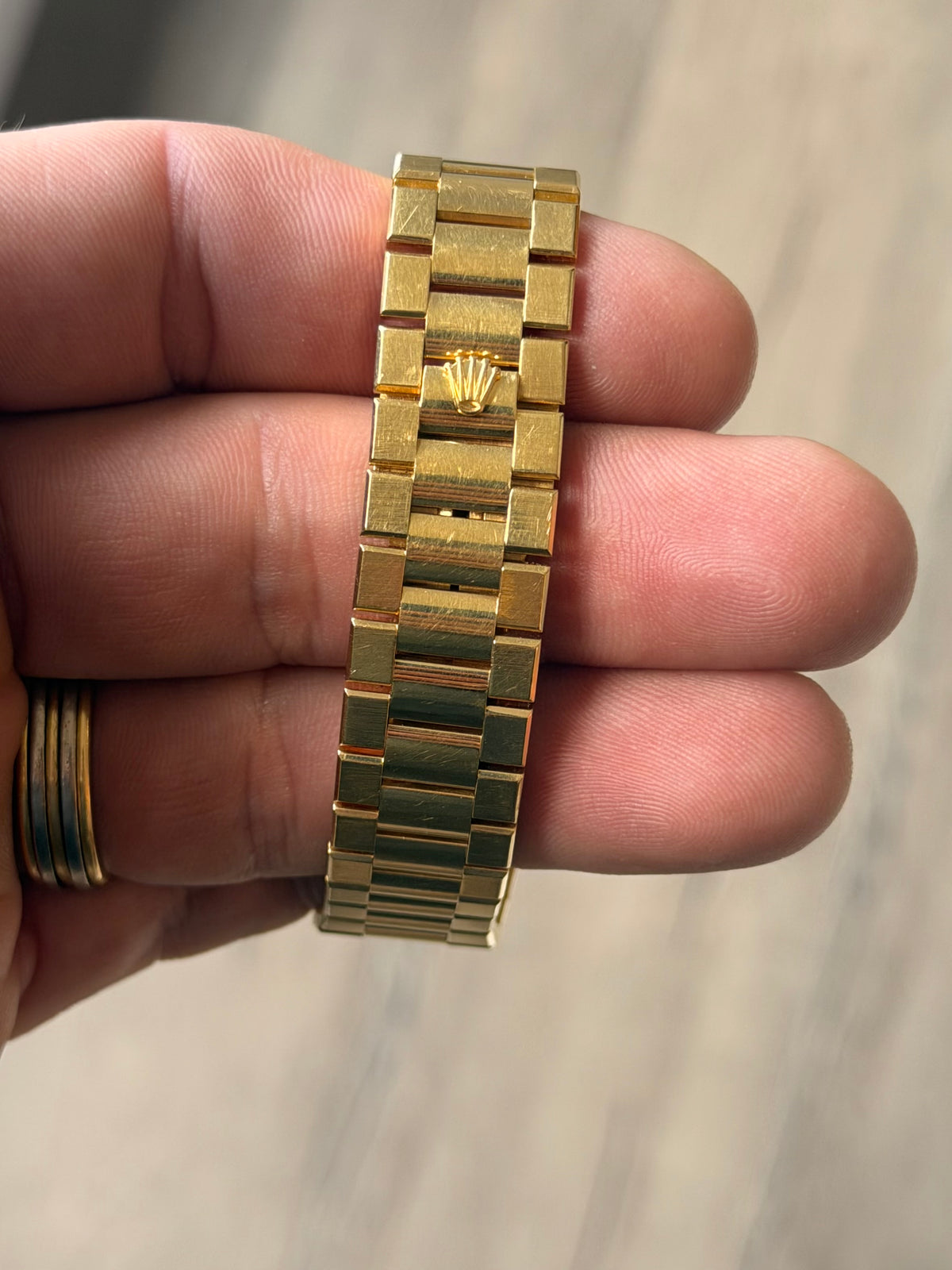 1976 Rolex Day-Date Oysterquartz 19018 | 18K Yellow Gold | Champagne Diamond Dial