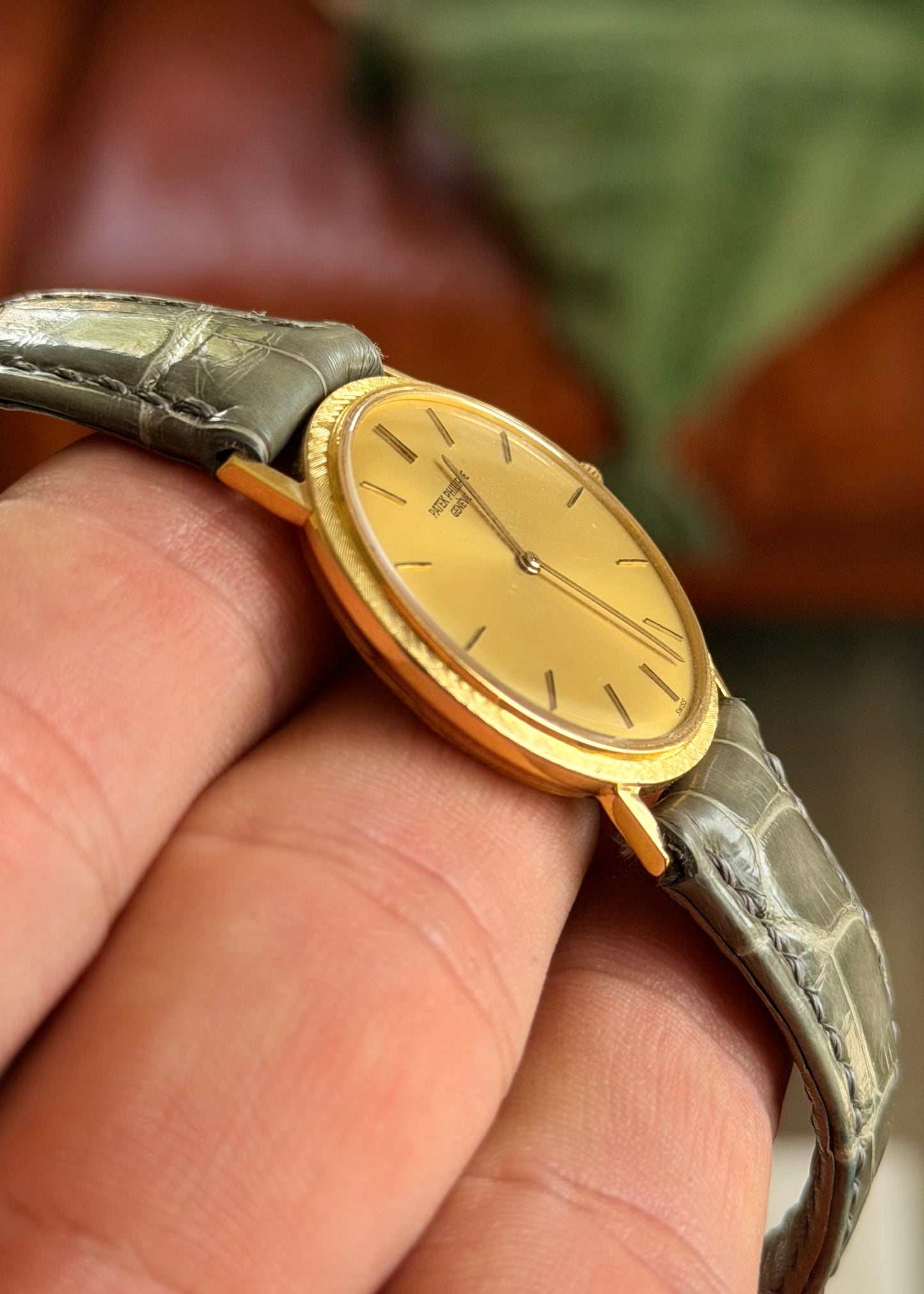 Circa 1970’s Patek Philippe 3520j Calatrava 18k Gold Manual Wind