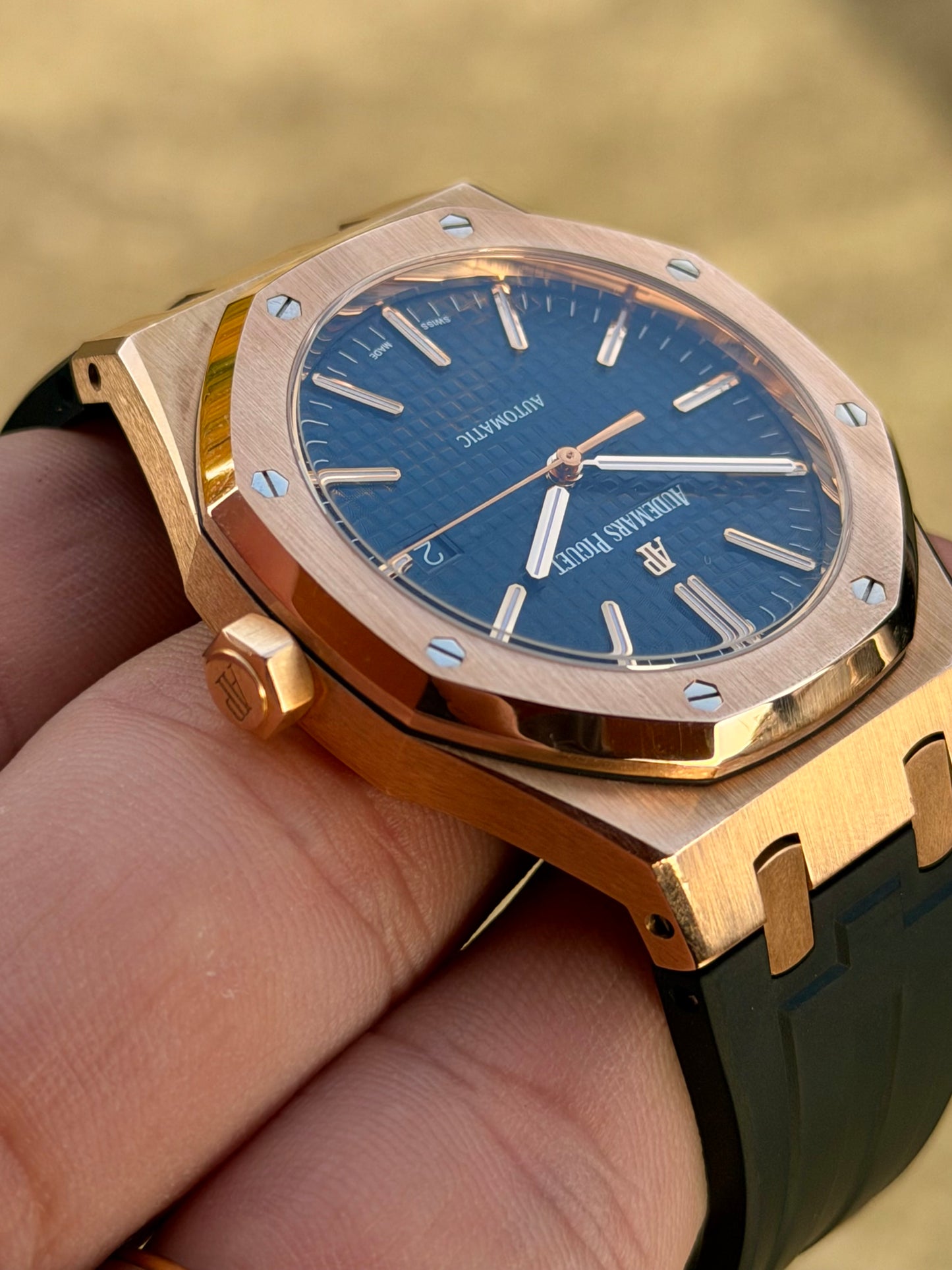 2017 Audemars Piguet Royal Oak 15400OR | Full Set