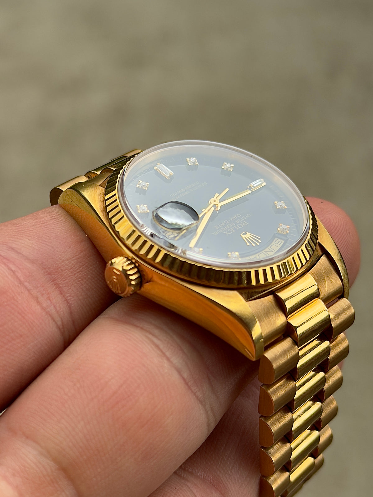 1986 Rolex Day-Date 36 | 18038 | Black Diamond Dial | 18K Yellow Gold | Full collectors Set