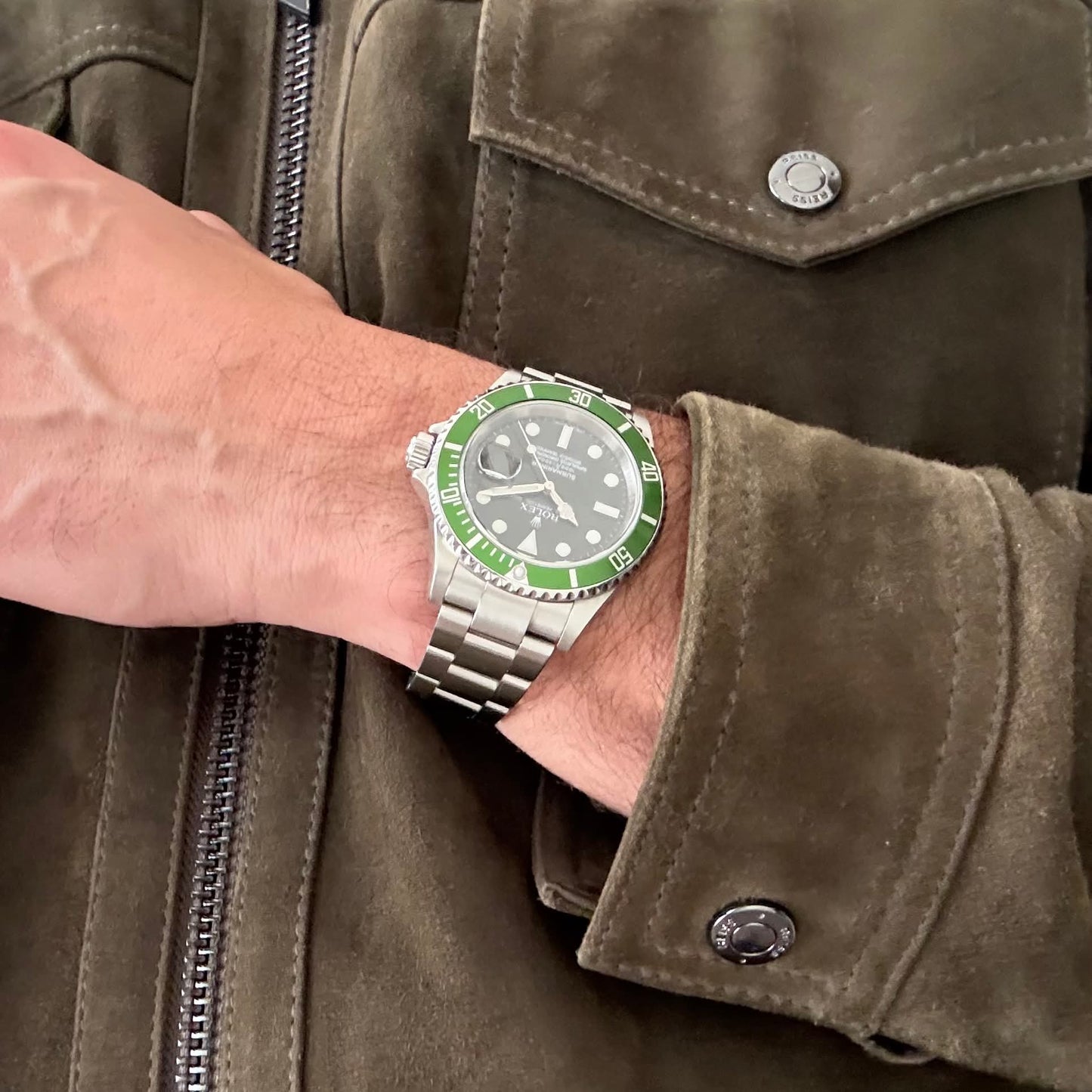 Rolex Submariner Date 16610LV “Kermit” | 2008 M Serial | Complete Collector’s Set