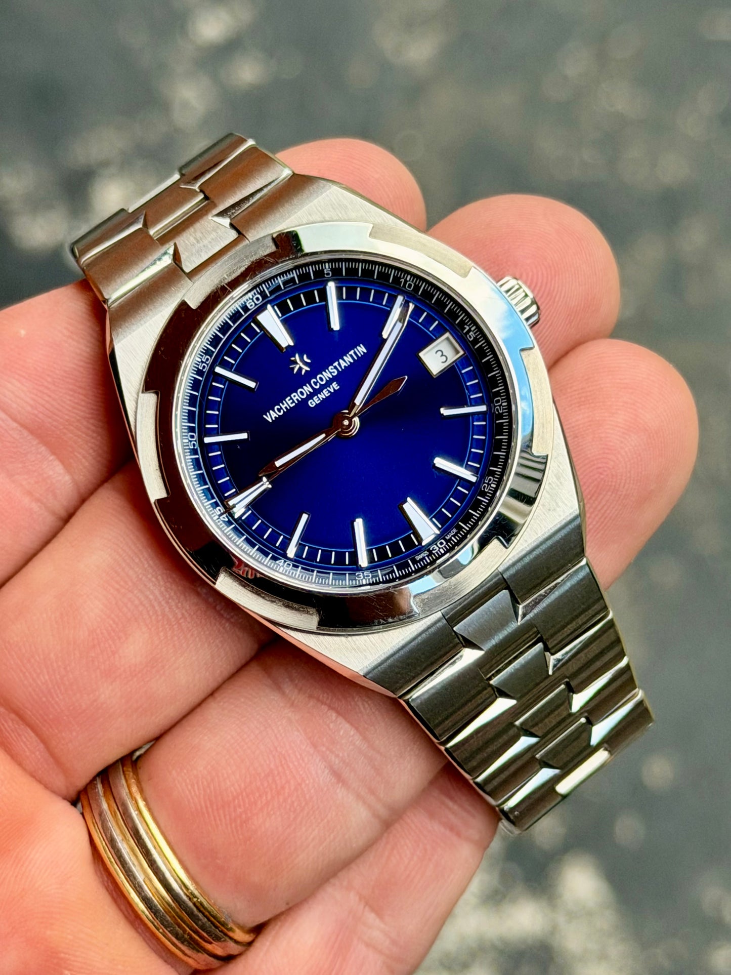 2022 Vacheron Constantin Overseas 4500V | Blue Dial | Full Set