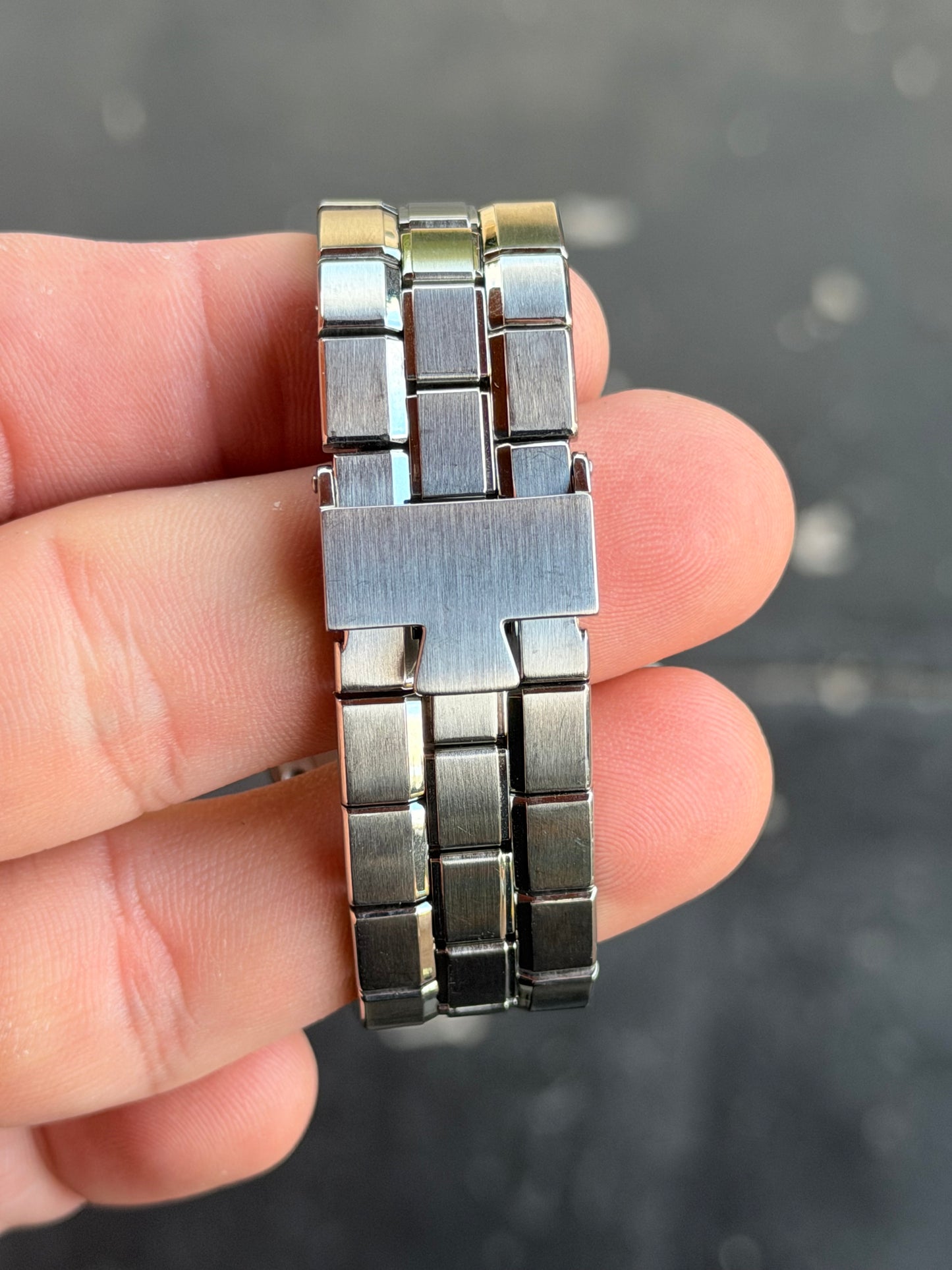 Circa 2000 Vacheron Constantin Overseas 72050 | First Generation