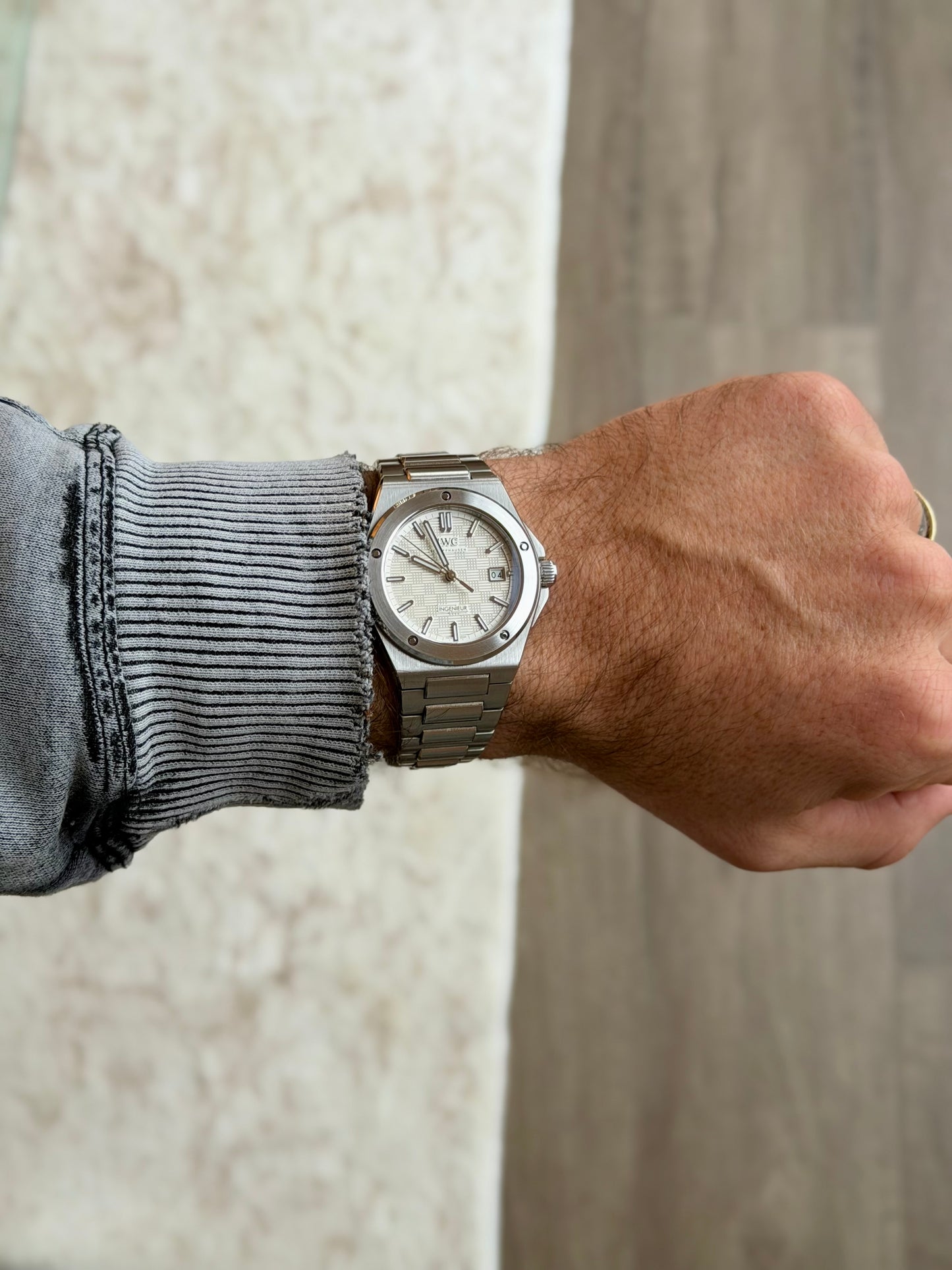 2024 IWC Ingenieur Automatic 40 | Full Set | Warranty Until 2032
