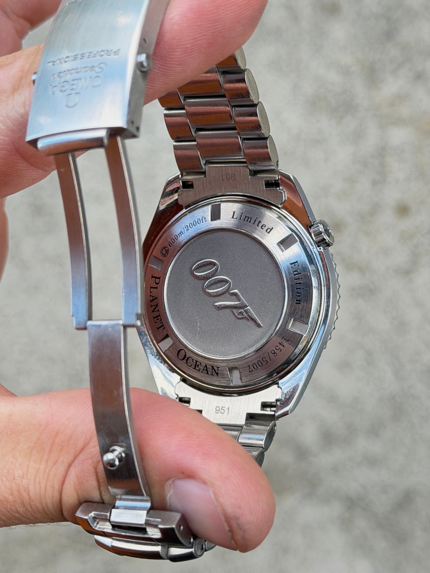 Omega Seamaster Planet Ocean “Quantum of Solace” – Limited Edition