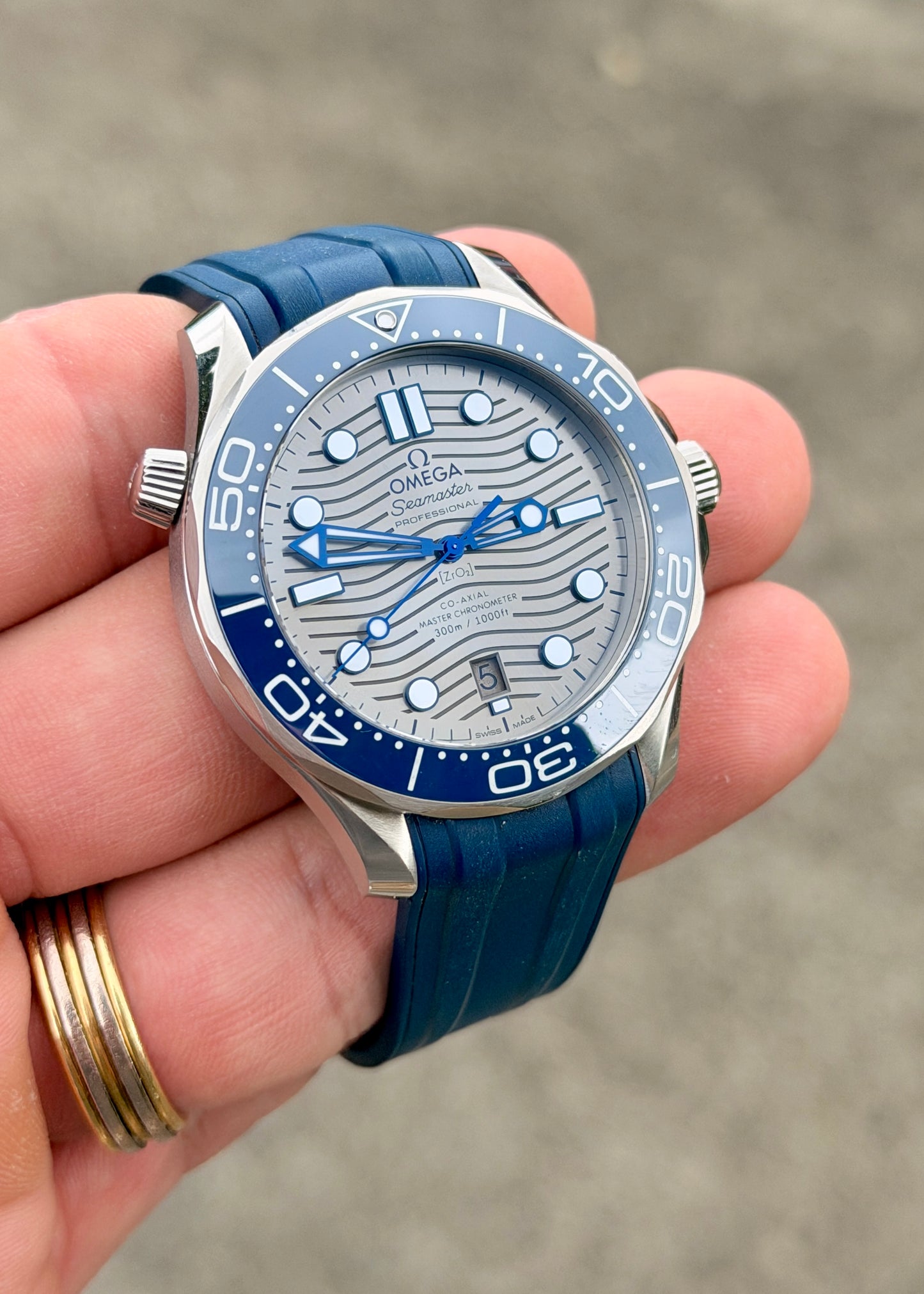 2022 Omega Seamaster 300m - Full Set