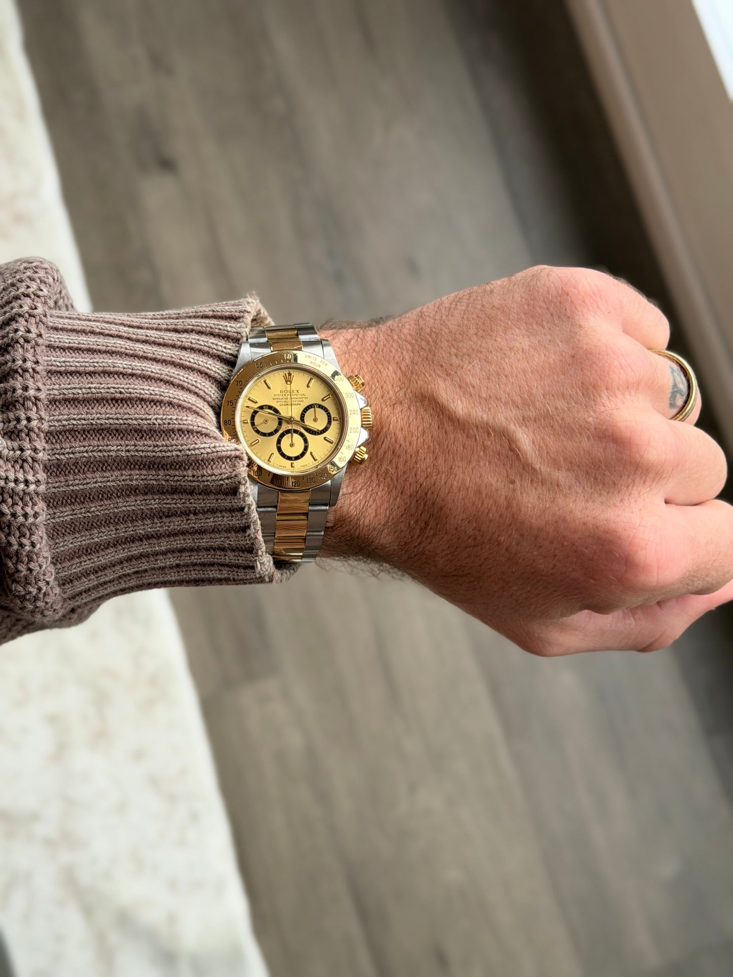Rolex Cosmograph Daytona 16523 “Zenith” | Inverted 6 | Collectors Set