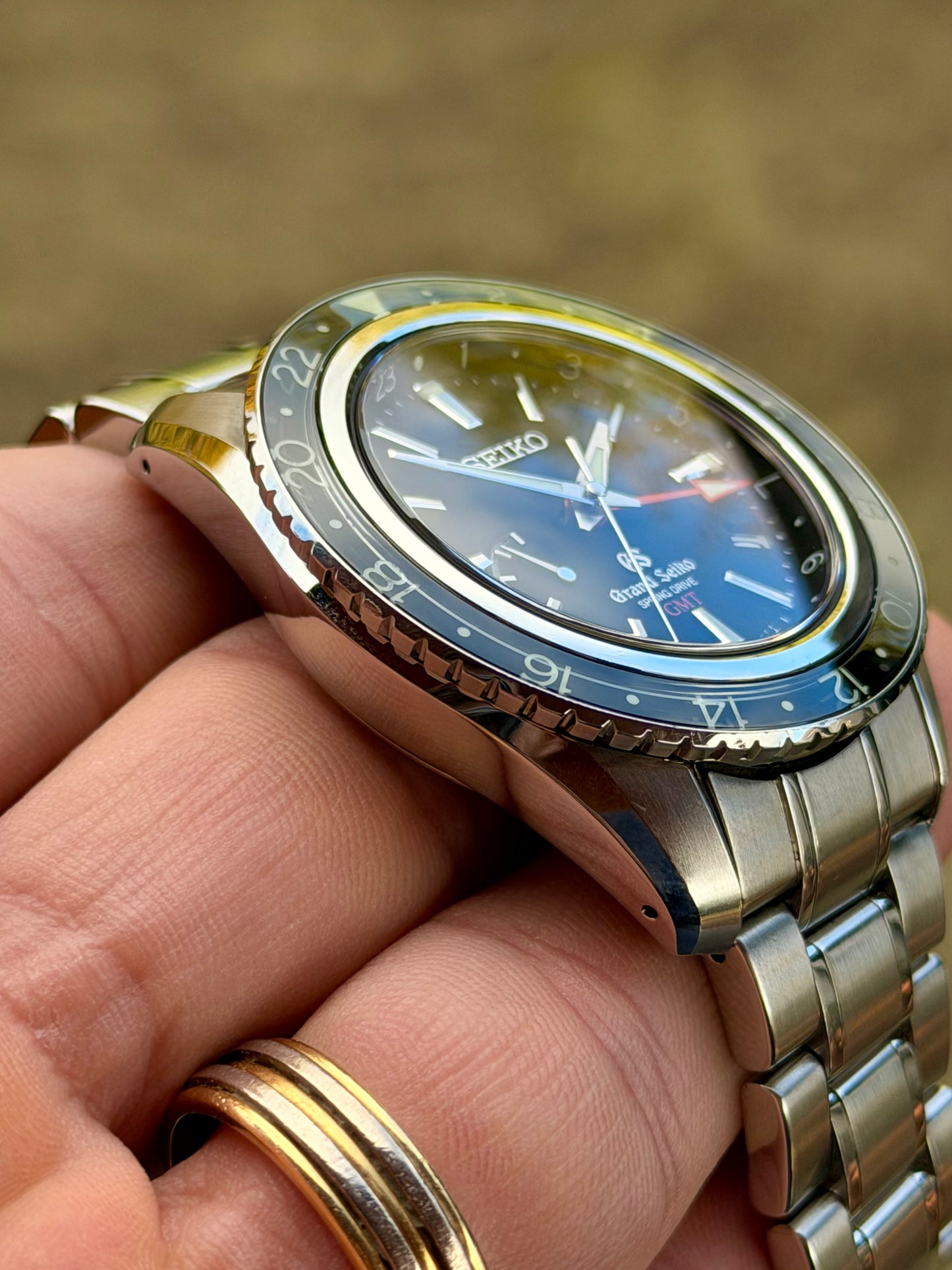2009 Grand Seiko SBGE001 | Full Set | Spring Drive GMT
