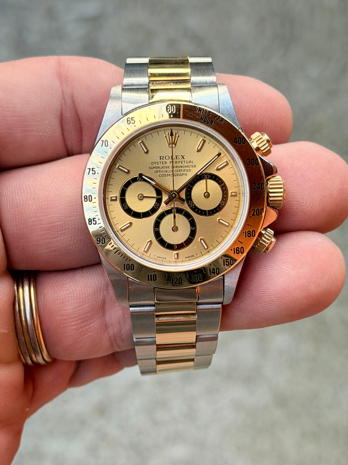 Rolex Cosmograph Daytona “Zenith Inverted 6” | 16523 | S Serial