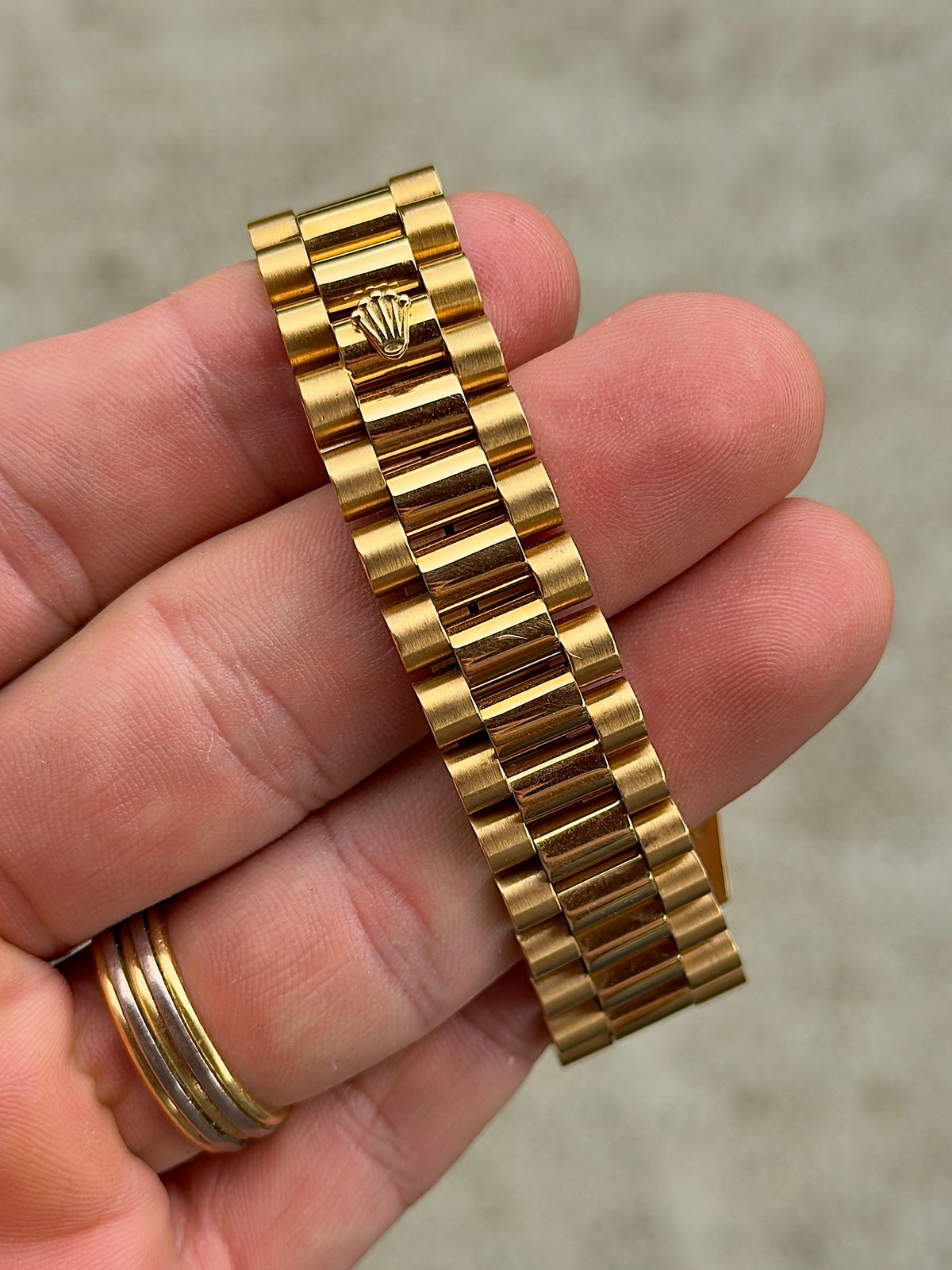 1986 Rolex Day-Date 36 | 18038 | Black Diamond Dial | 18K Yellow Gold | Full collectors Set