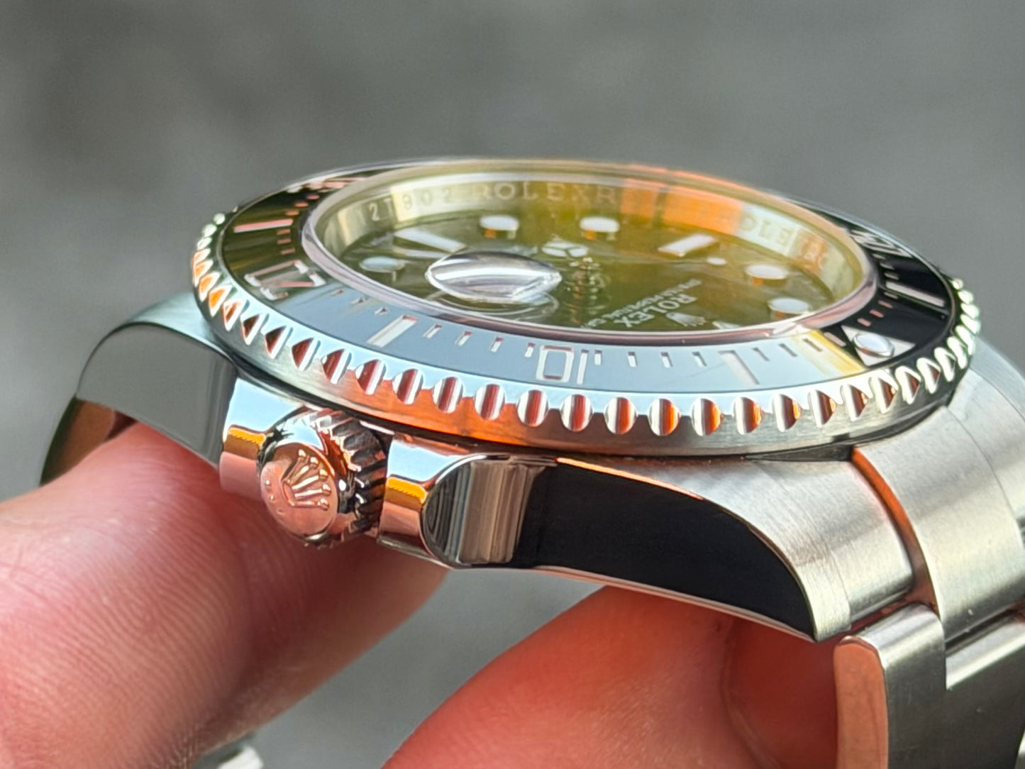 2018 Rolex Sea-Dweller 43 | Ref. 126600 | Mk1 Dial | Full Set