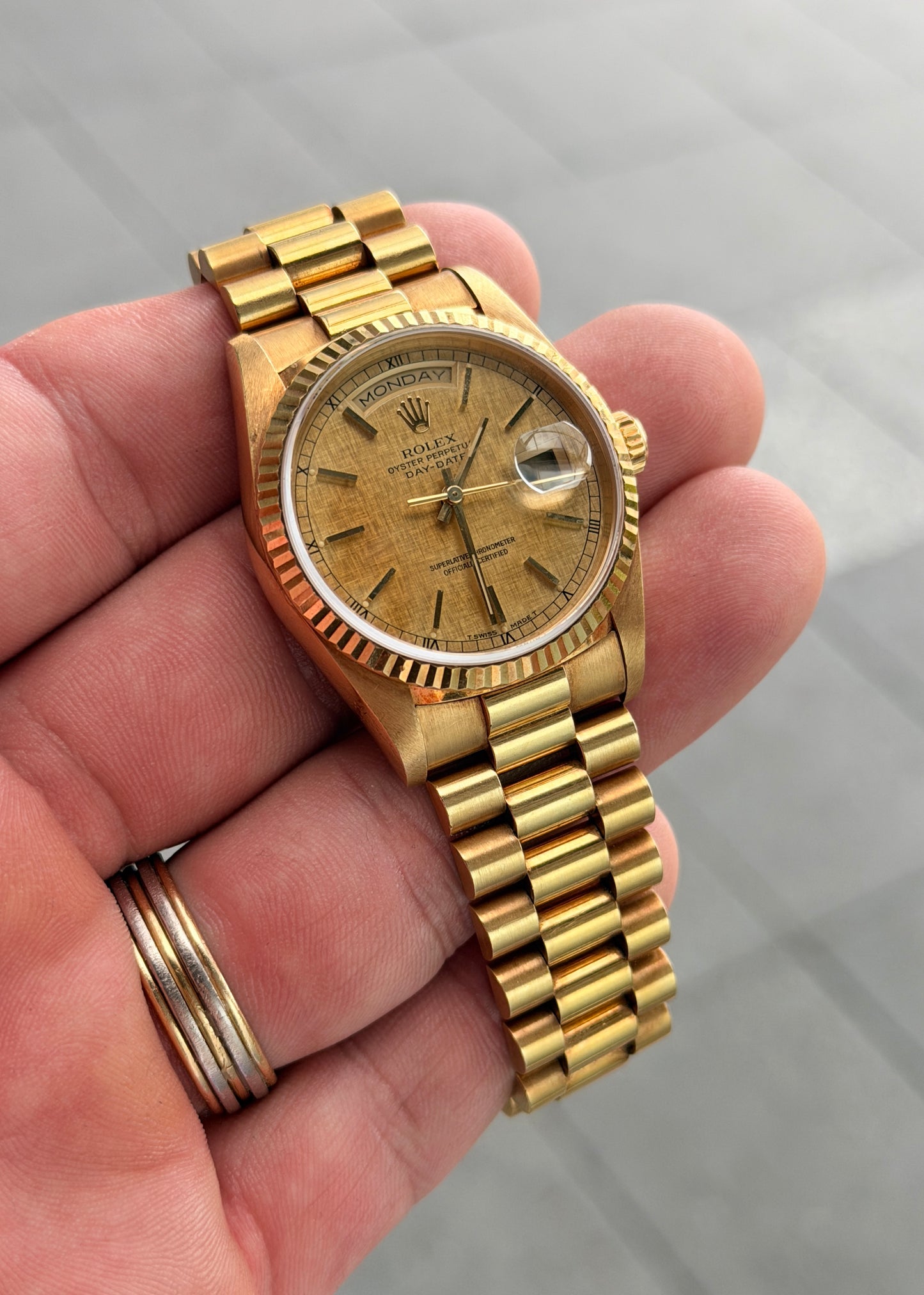 1988 Rolex Daydate Linen Dial - 18238