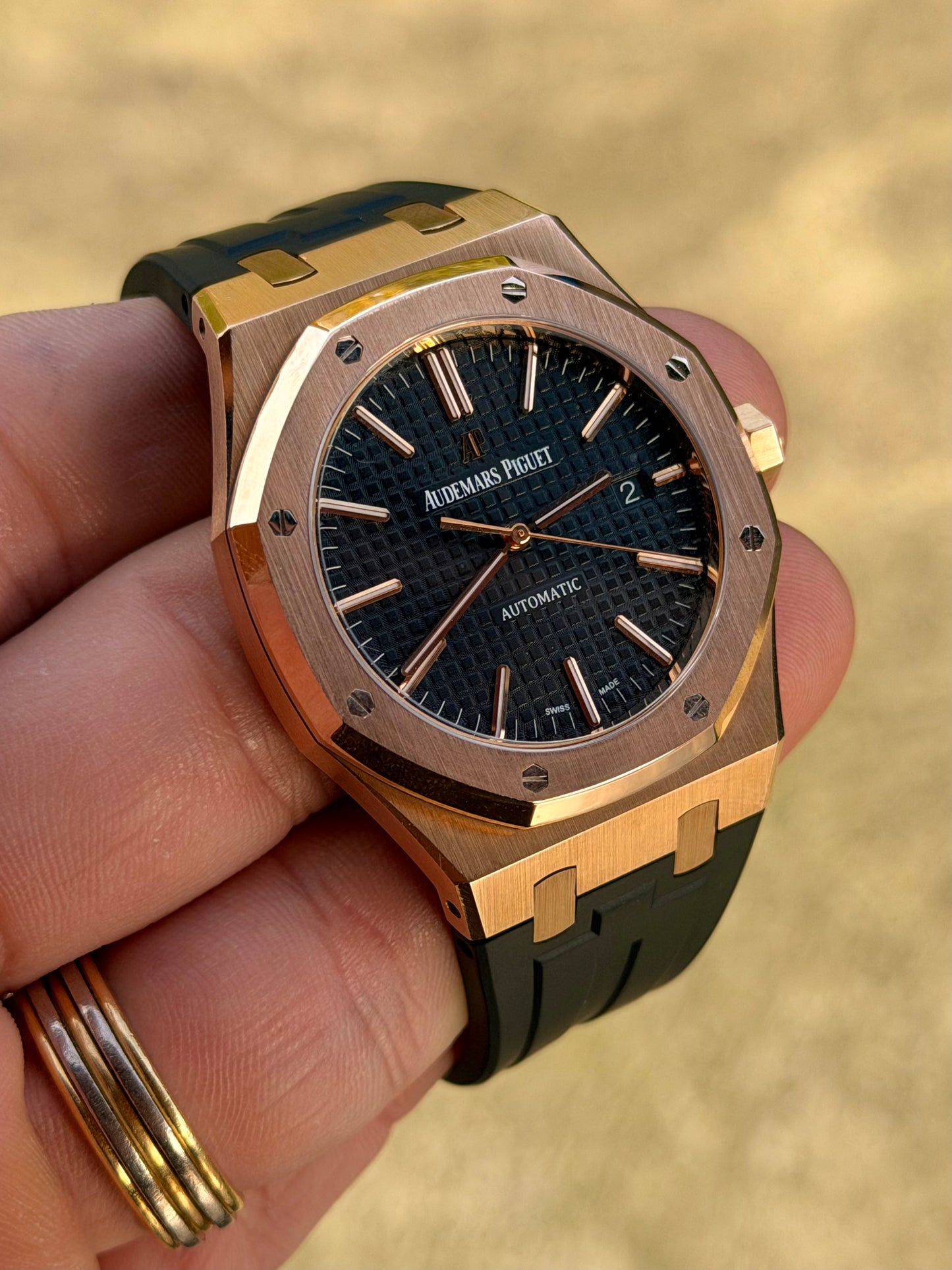 2017 Audemars Piguet Royal Oak 15400OR | Full Set