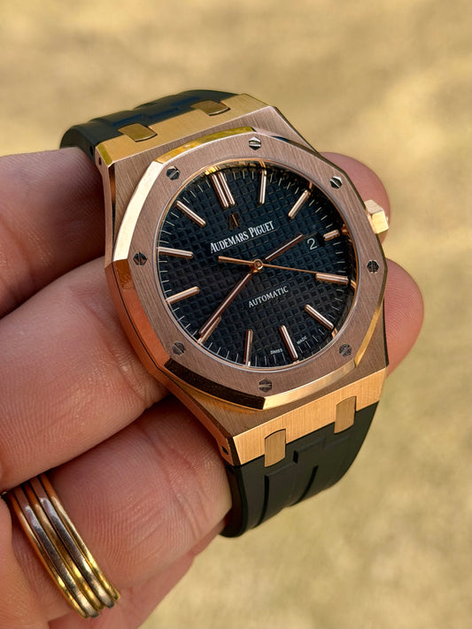 2017 Audemars Piguet Royal Oak 15400OR | Full Set