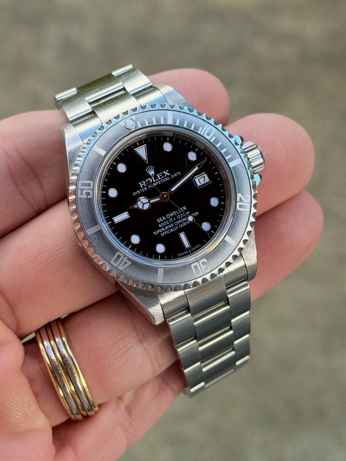 Rolex Sea-Dweller | 16600 | Ghost Bezel