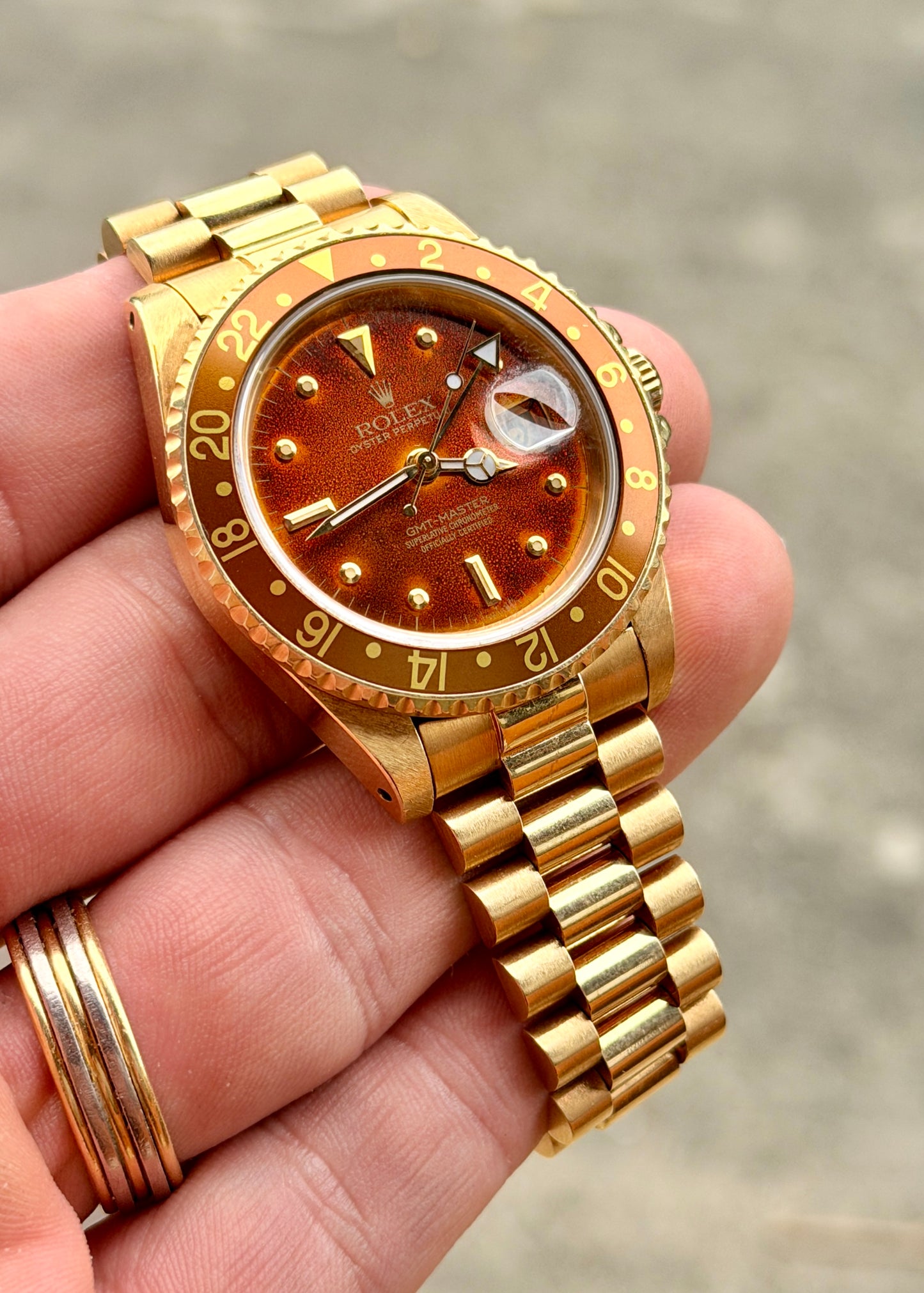 1987 Rolex GMT Master 16758 Rootbeer - Full set - Tropical “Brûlée” dial