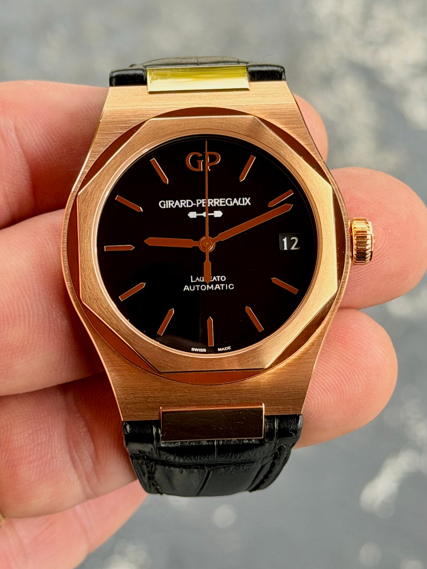 2026 Girard-Perregaux Laureato 42mm | Rose Gold | Onyx Dial | Full Set - New