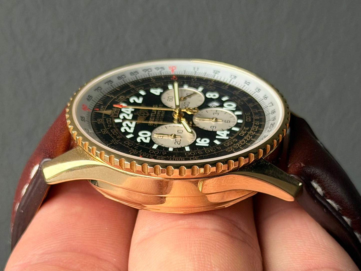 Circa 2007 Breitling Navitimer Cosmonaute | K22322 | 18k Gold | Fresh Service