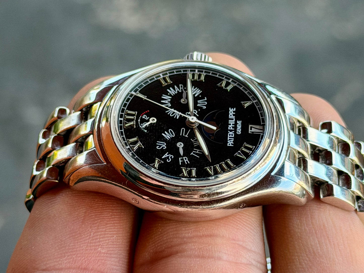 Circa 2000 Patek Philippe Annual Calendar | Moonphase | 18k White Gold | 5036/1