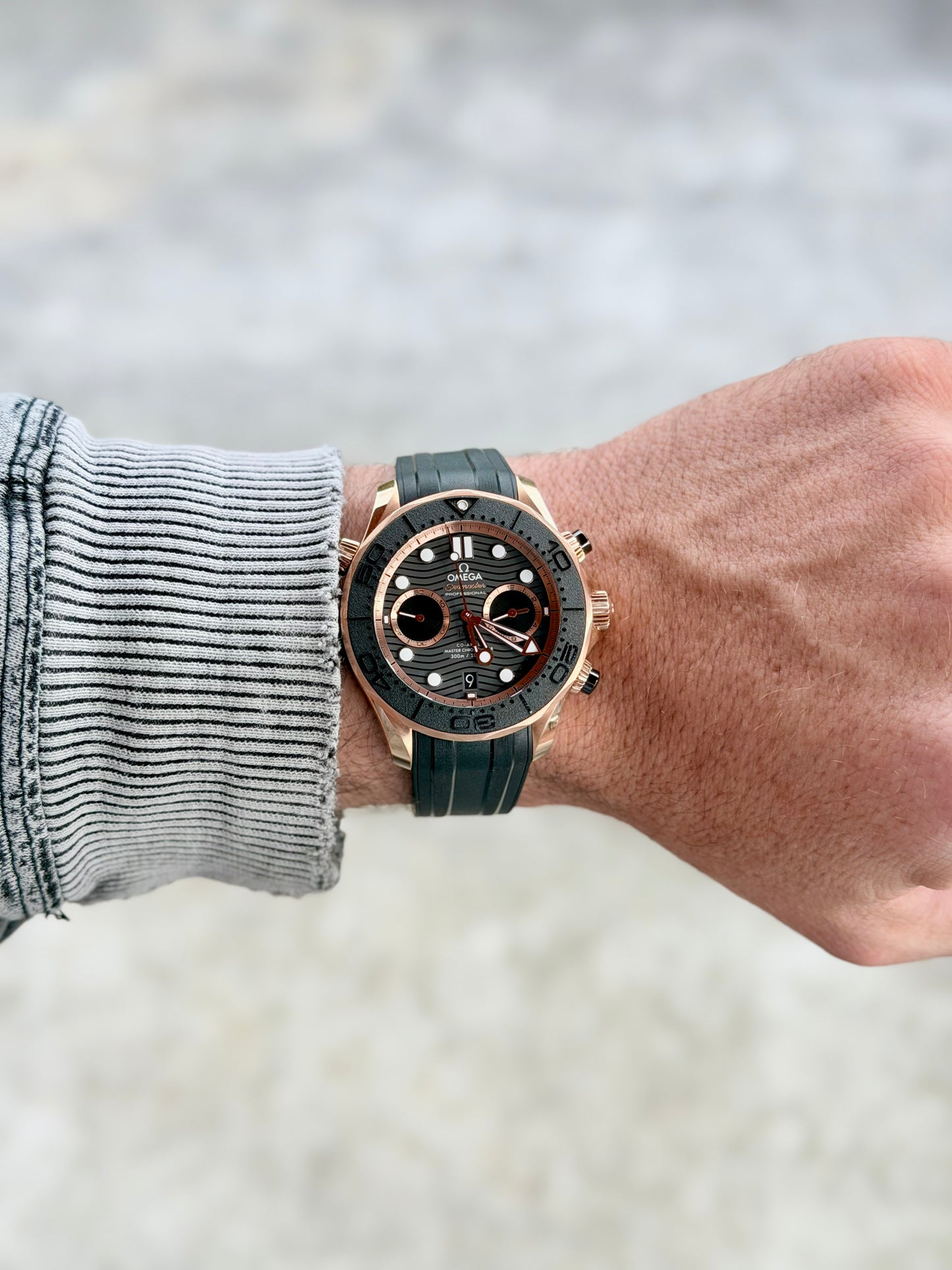 Omega Seamaster Diver 300M Chronograph in solid Sedna Gold – 2022