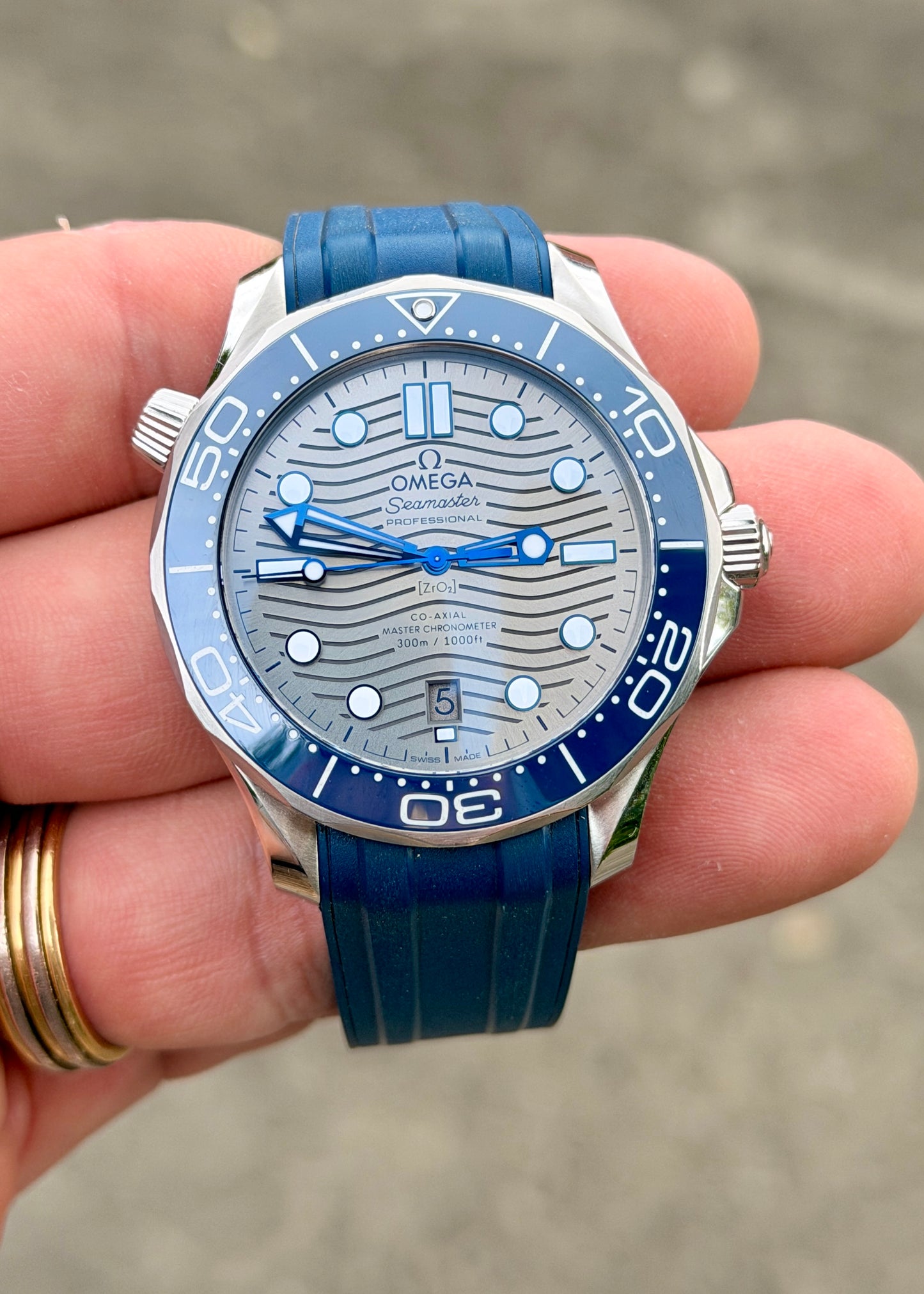 2022 Omega Seamaster 300m - Full Set