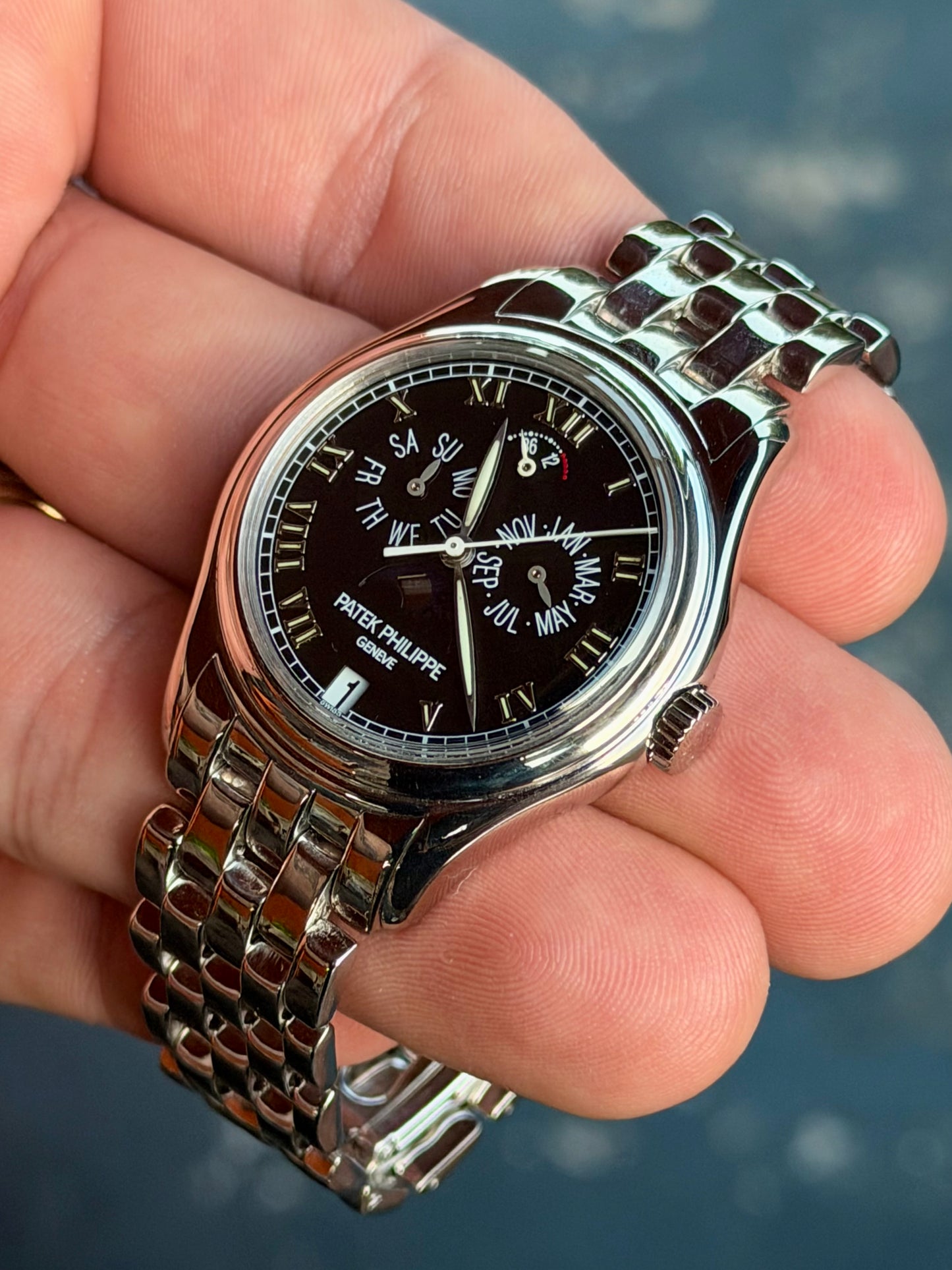 Circa 2000 Patek Philippe Annual Calendar | Moonphase | 18k White Gold | 5036/1