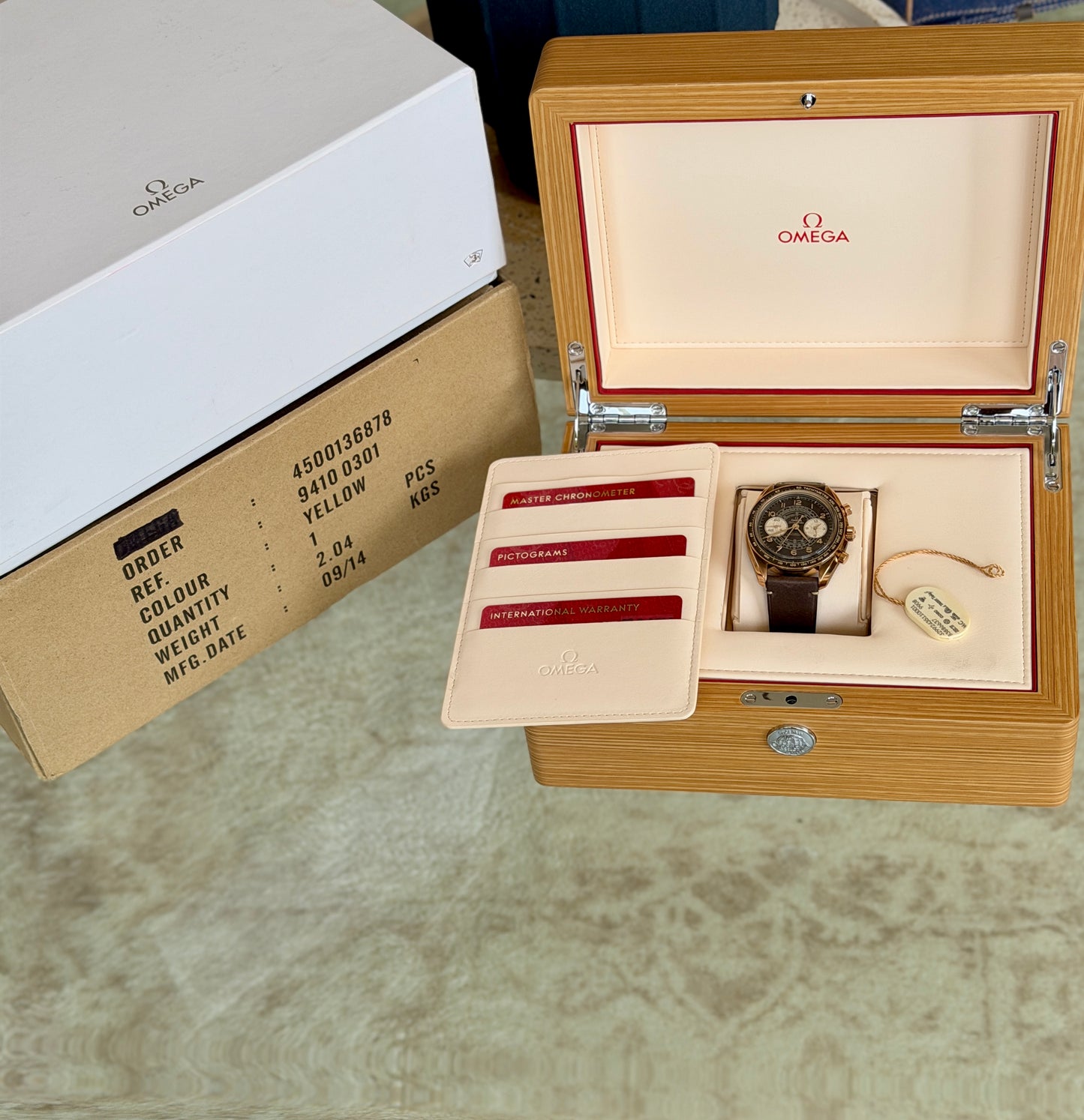 2024 Omega Speedmaster Chronoscope - Bronze Gold - Full Set