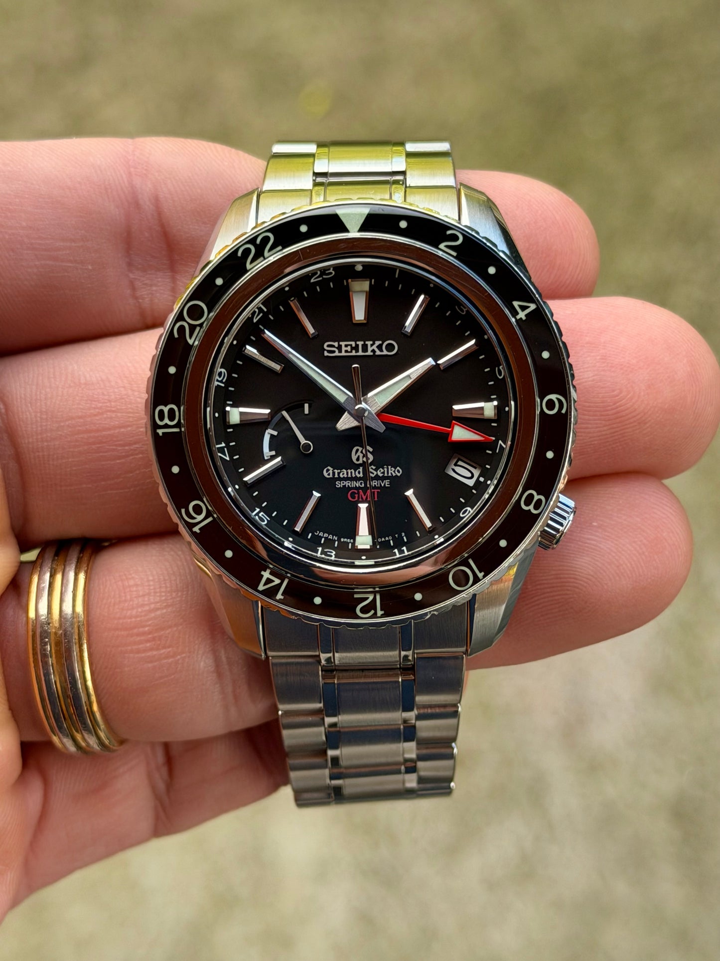 2009 Grand Seiko SBGE001 | Full Set | Spring Drive GMT