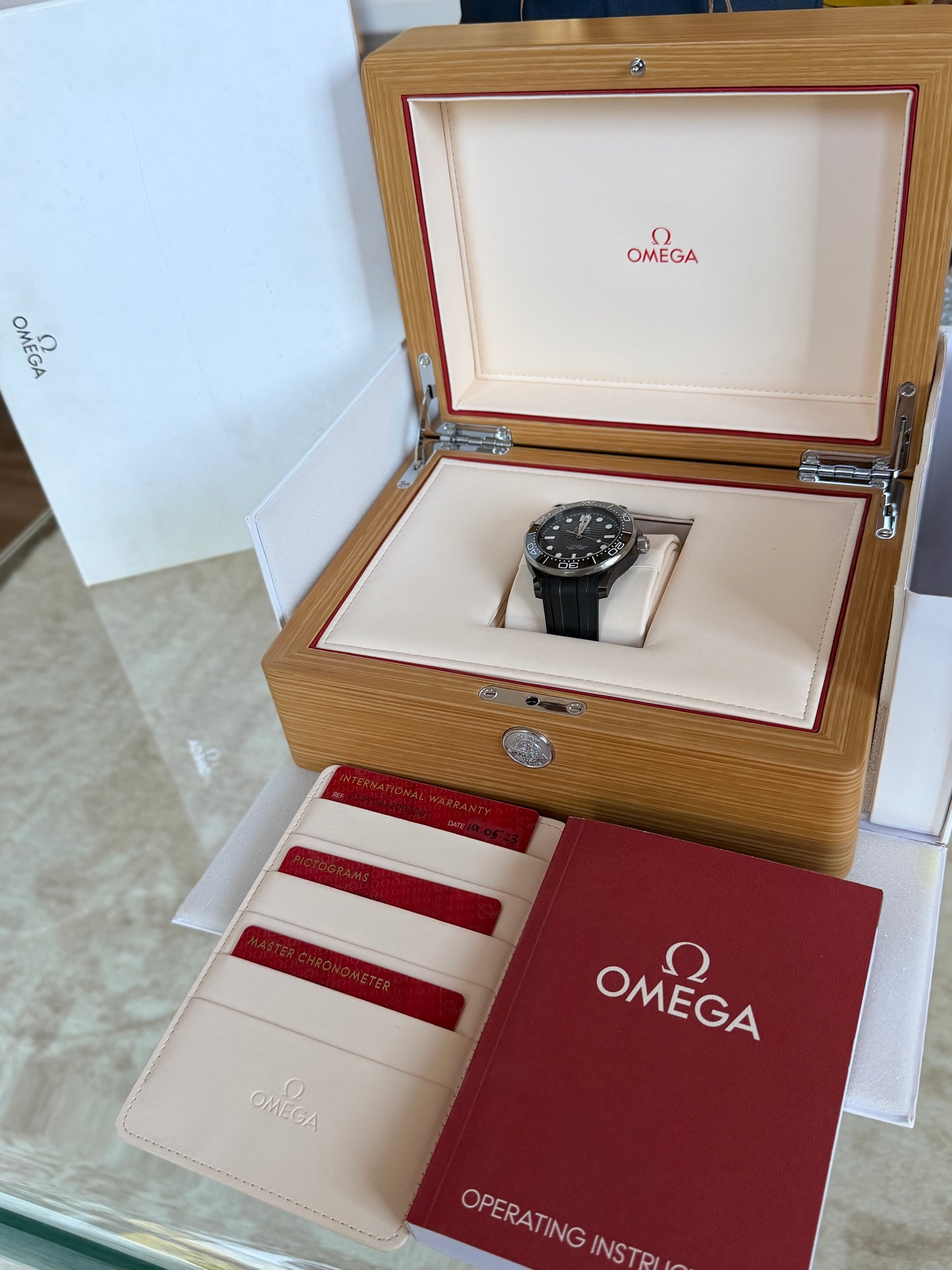 Omega Seamaster Diver 300M Ceramic | 2023 | Full Set