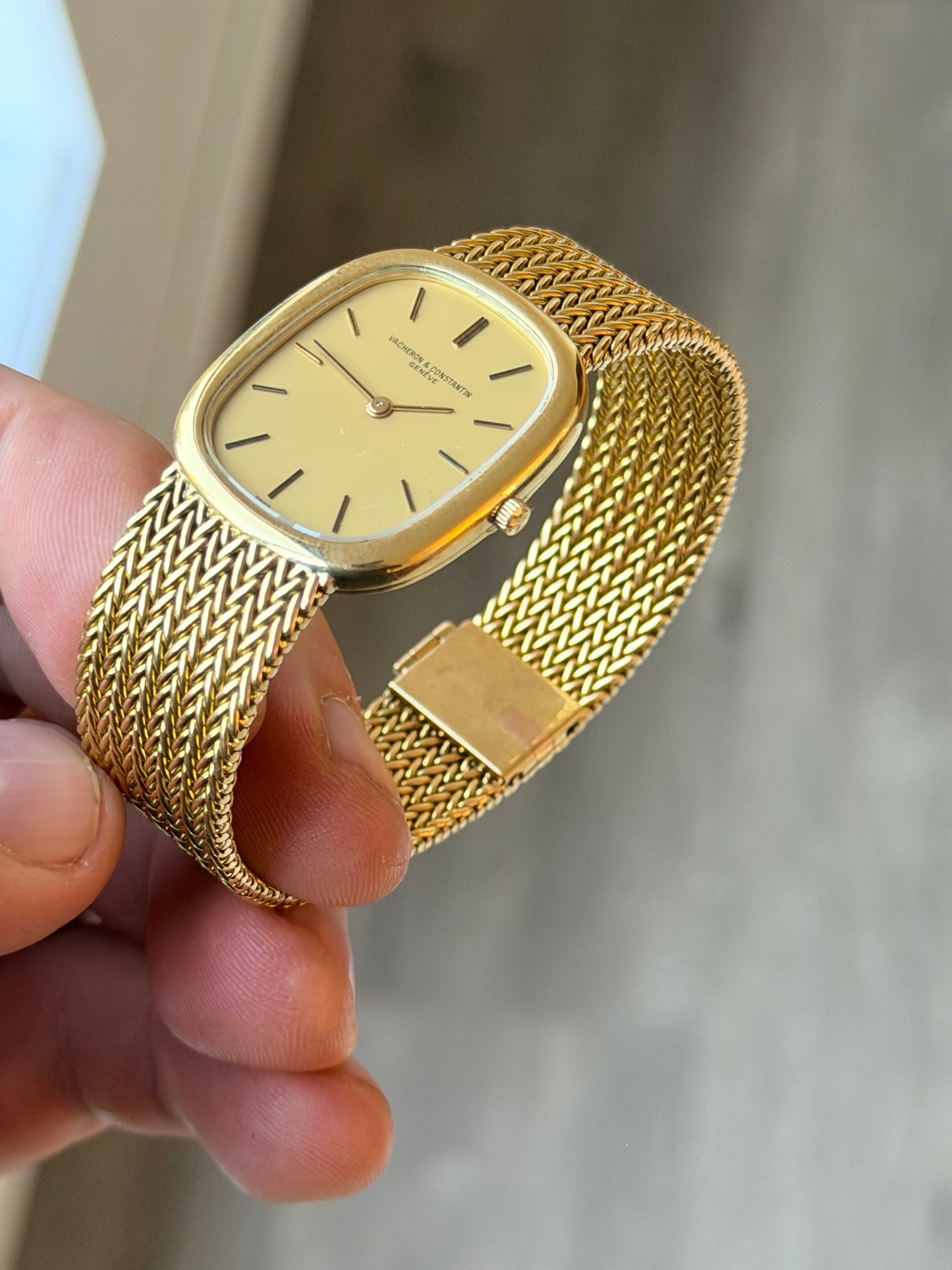 Vintage Vacheron Constantin Ultra-Thin | 18k Yellow Gold Integrated Bracelet