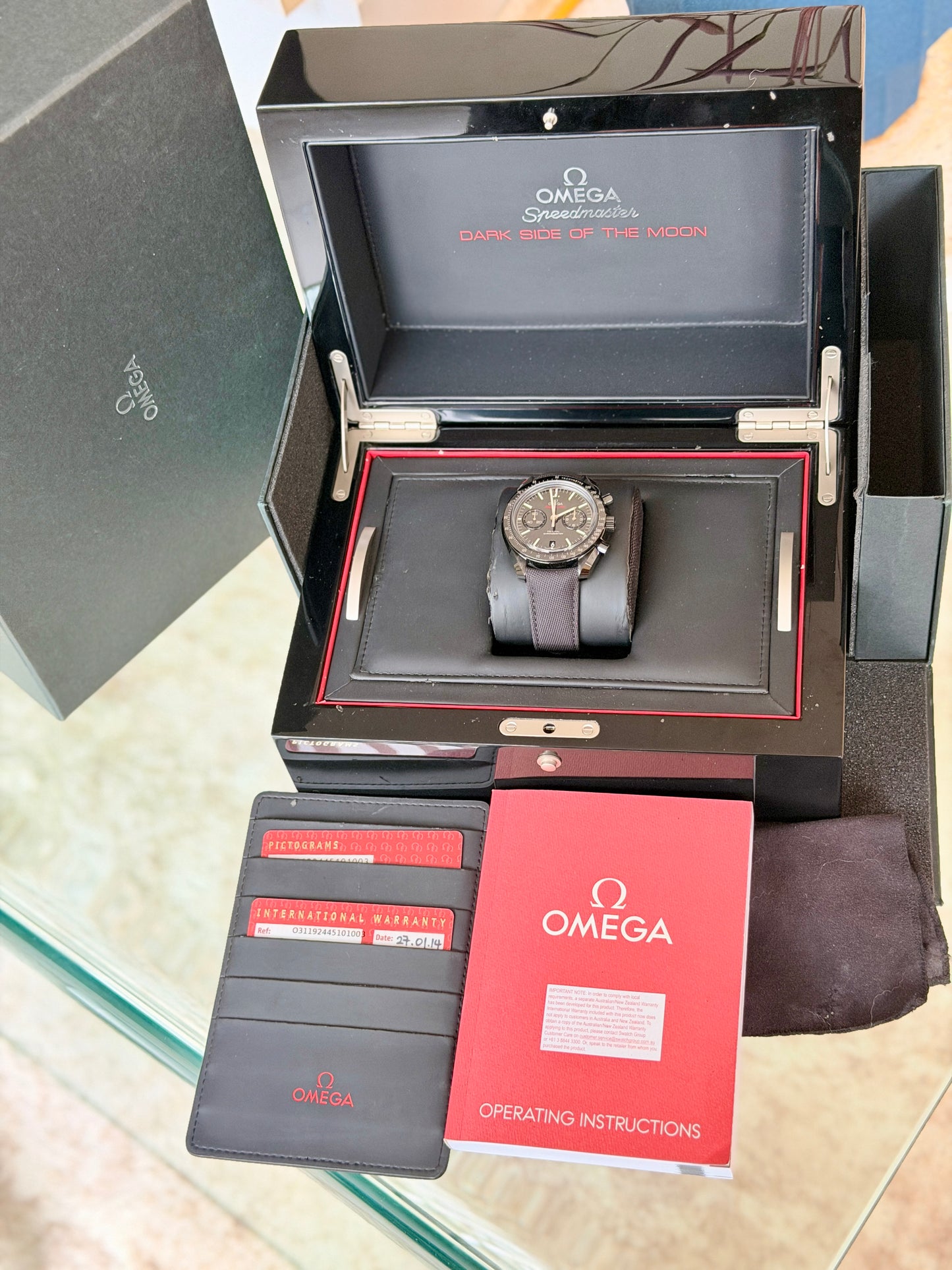 2014 Omega Speedmaster Dark Side of the Moon | Full Set