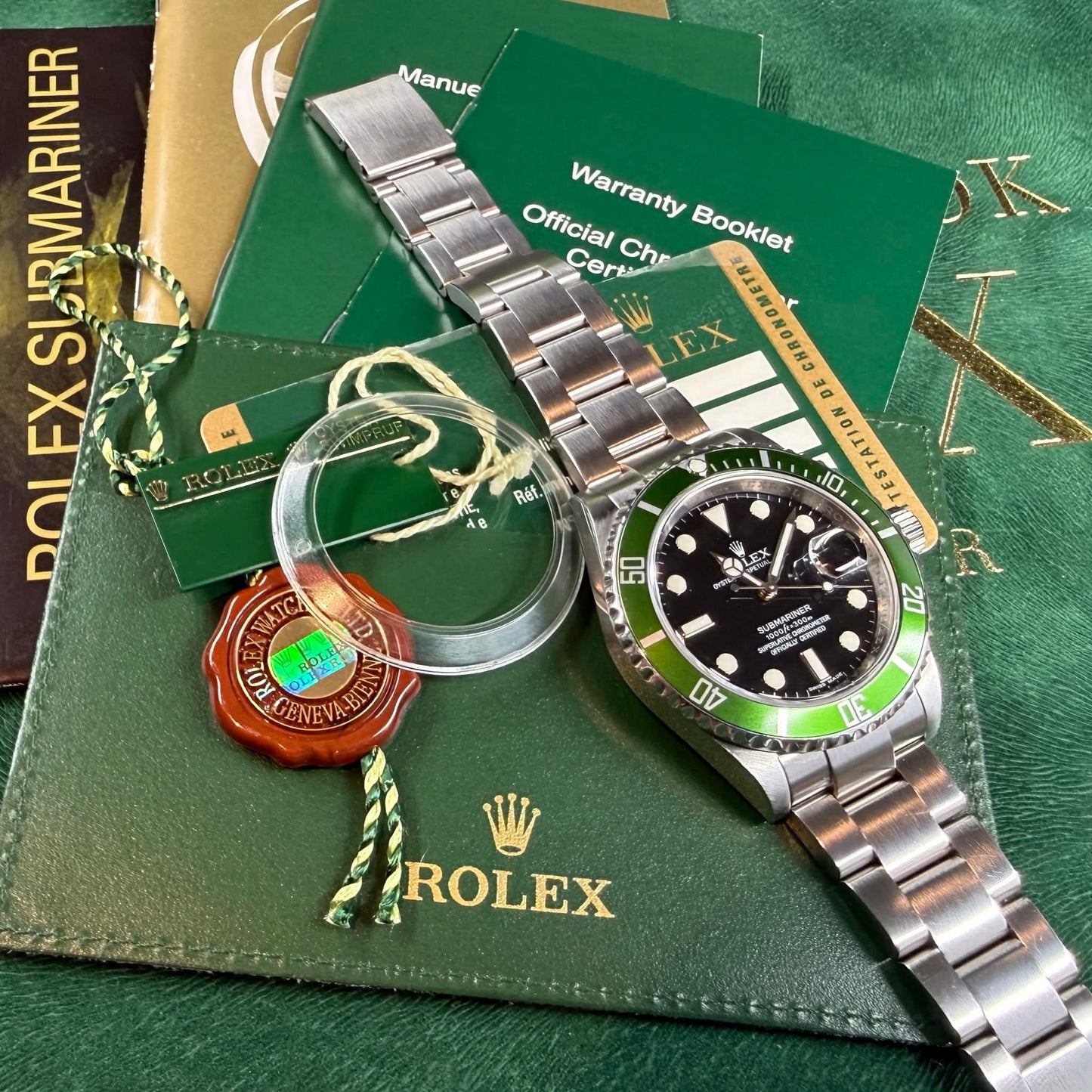 Rolex Submariner Date 16610LV “Kermit” | 2008 M Serial | Complete Collector’s Set