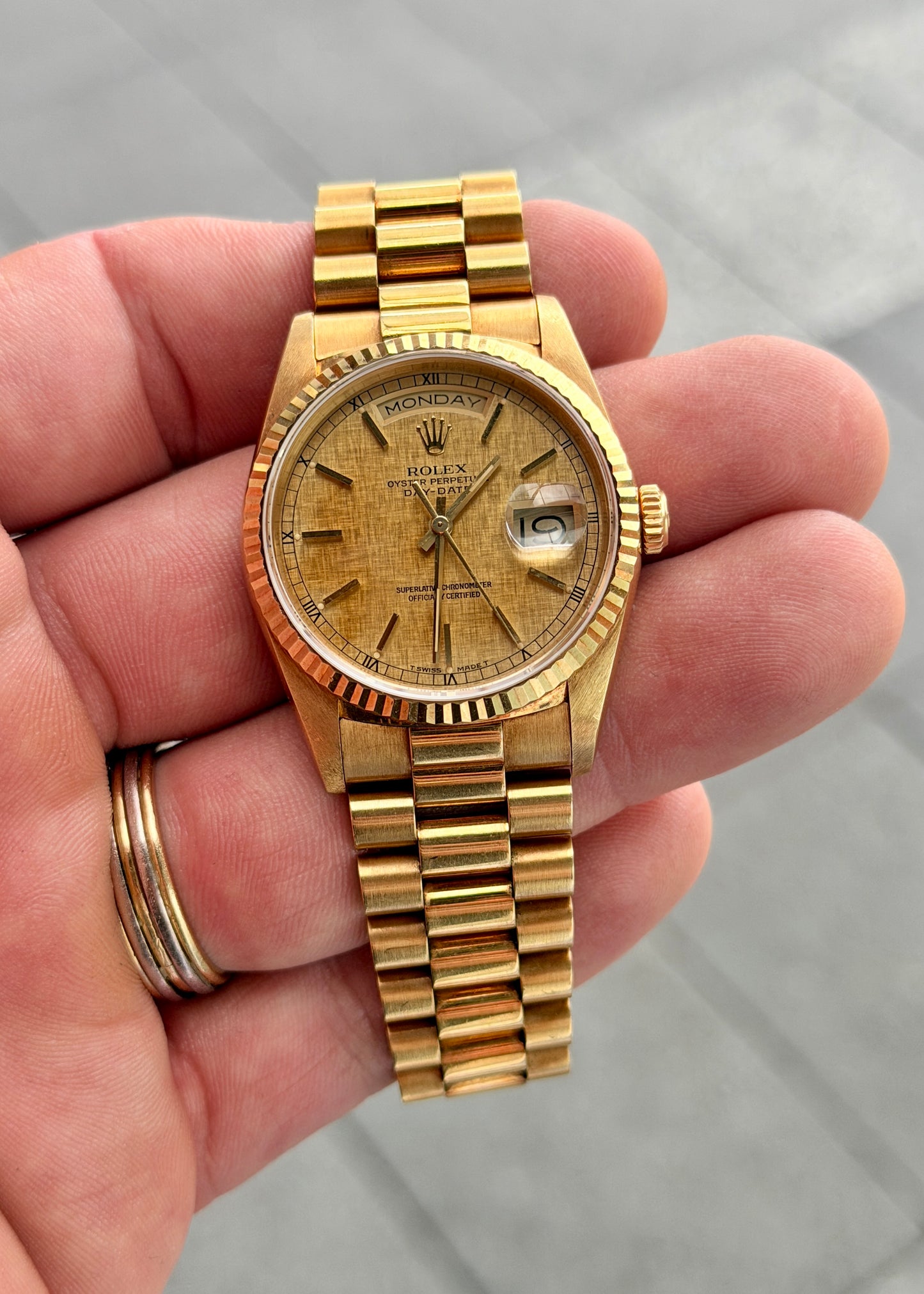 1988 Rolex Daydate Linen Dial - 18238