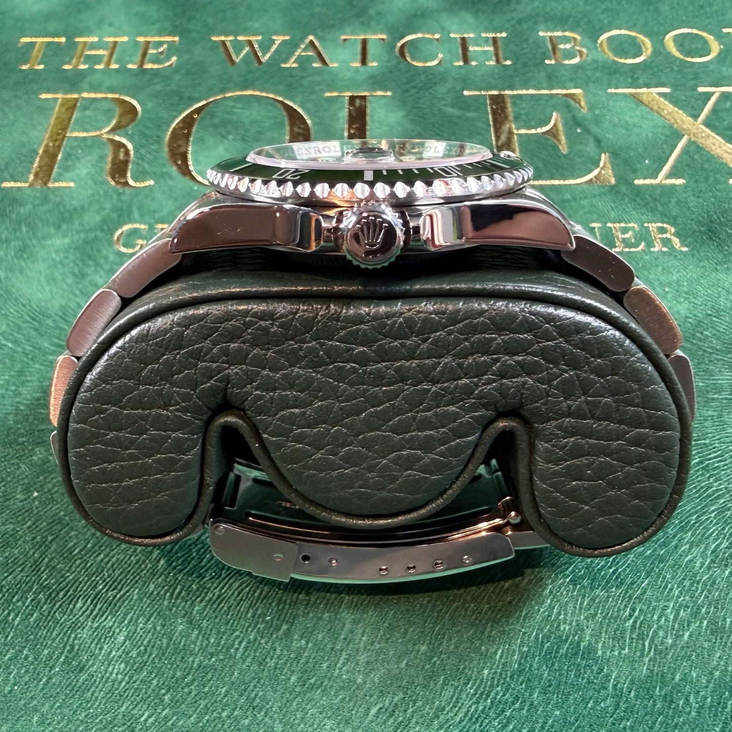 Rolex Submariner Date 16610LV “Kermit” | 2008 M Serial | Complete Collector’s Set