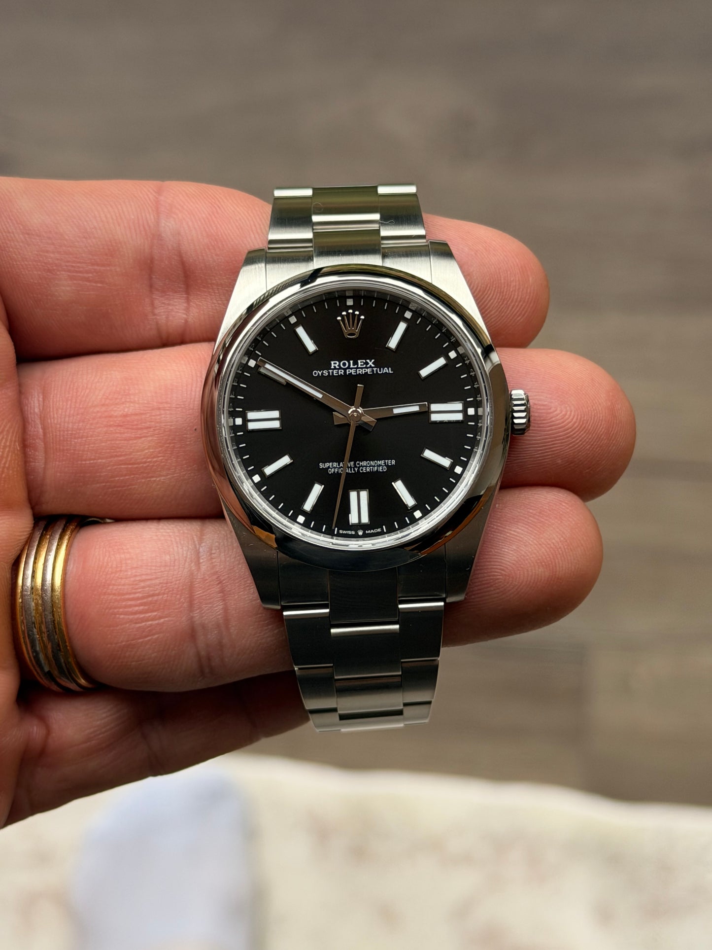 Rolex Oyster Perpetual Black Dial 41mm | 2024 | Full Set 124300