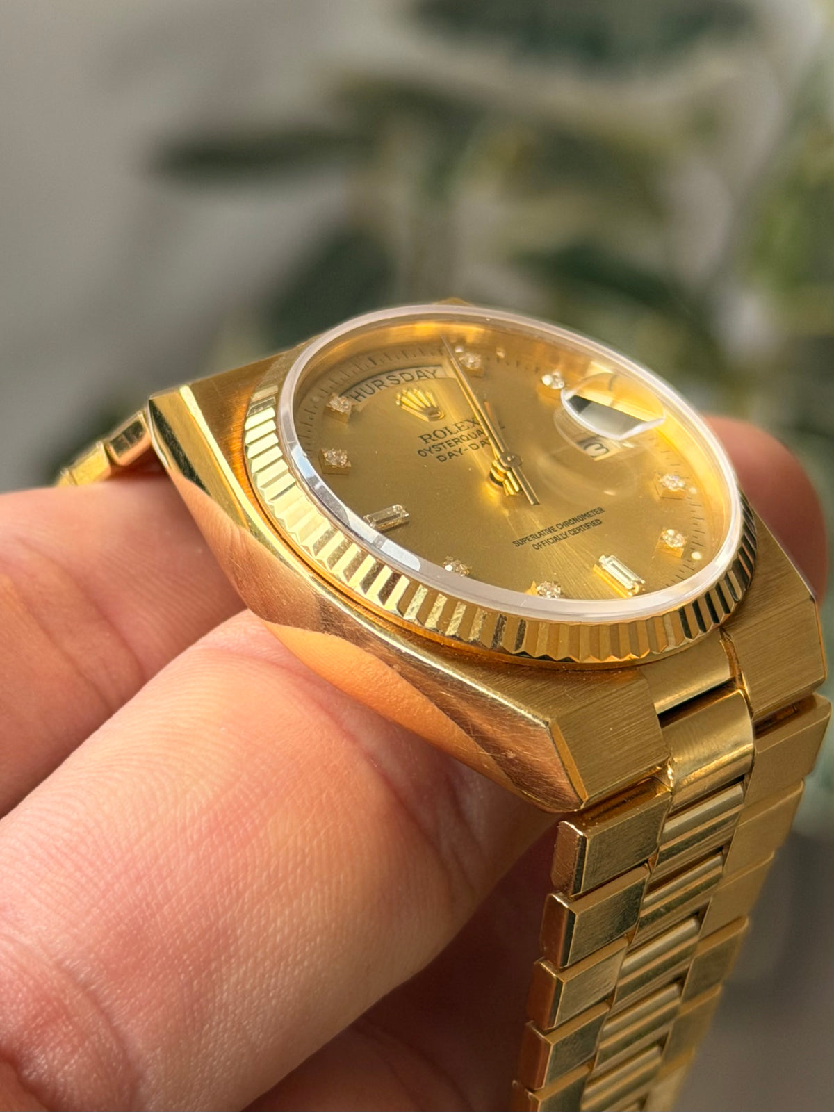 1976 Rolex Day-Date Oysterquartz 19018 | 18K Yellow Gold | Champagne Diamond Dial