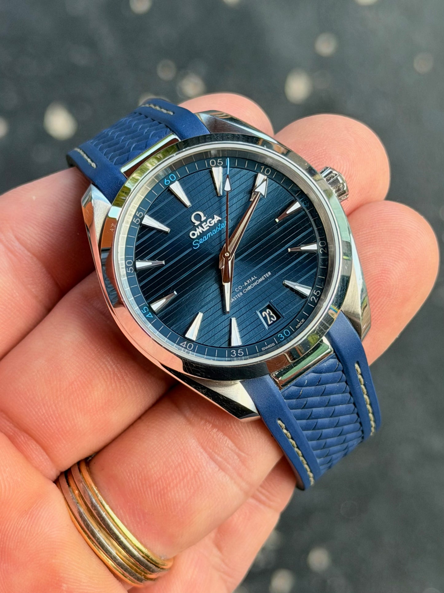 2022 Omega Seamaster Aqua Terra | Blue Horizontal Dial | Full Set