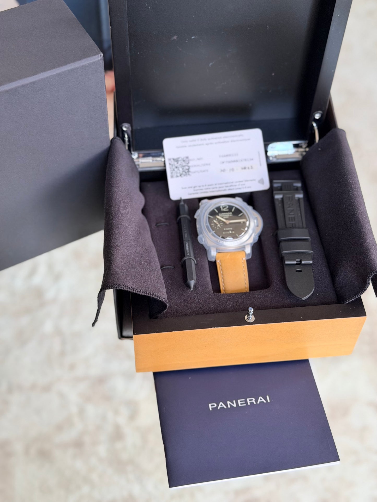 2022 Panerai Luminor 1950 8 Days GMT | PAM00233 | Full Set